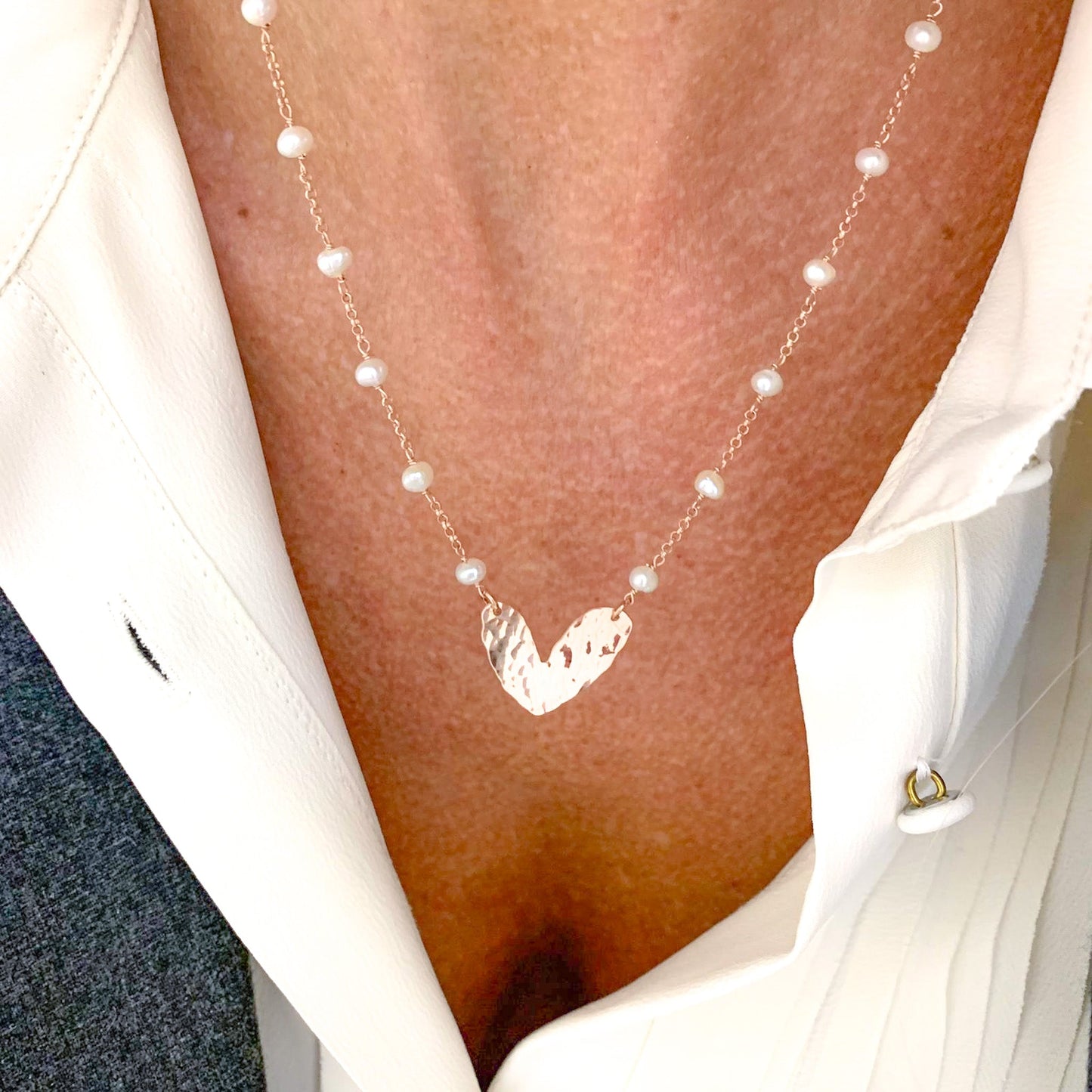 Collana cm 40 rado perle bianche con cuore bacio battuto o stella o cuore capri in linea in argento 925 rosé - Lumiere Bijoux