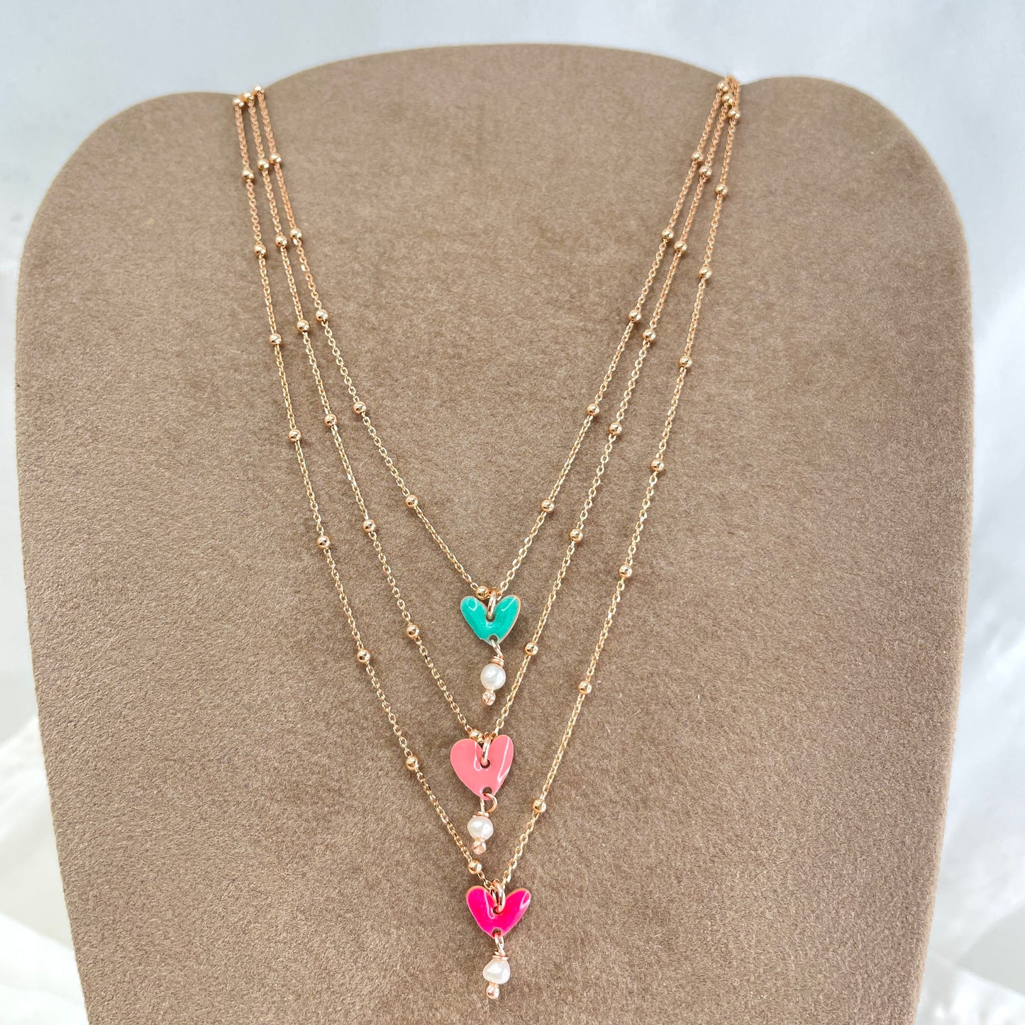 Collana catena micro rosario cm 35 con cuore smaltato e piccola perla bianca - pezzi unici - Lumiere Bijoux