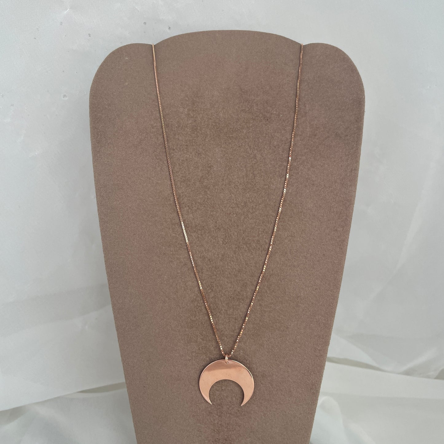 Collana catena veneziana cm 60 con luna rovesciata - pezzo unico