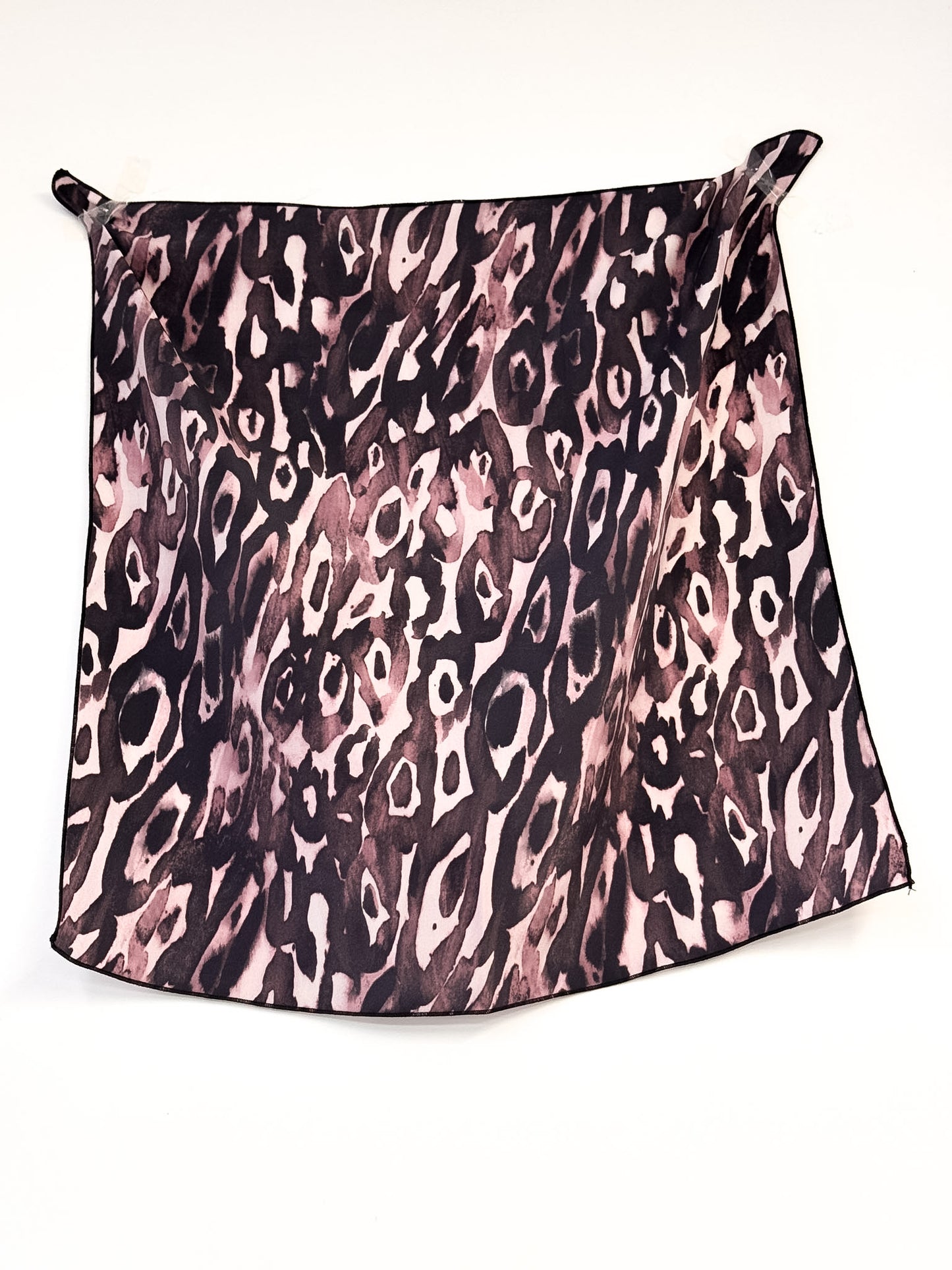 Foulard 100% seta - Leopardato rosa e nero - Lumiere Bijoux