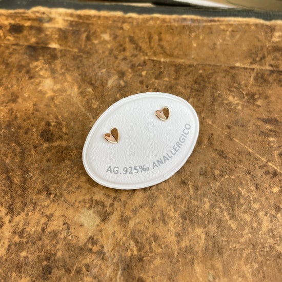 Coppia orecchini a lobo micro cuore tridimensionale da 0,5 mm - Lumiere Bijoux