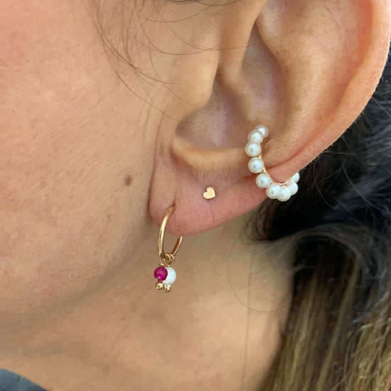 Coppia orecchini semicerchio diametro 1 cm rosè con micro perla e cristallo bordeaux - pezzo unico