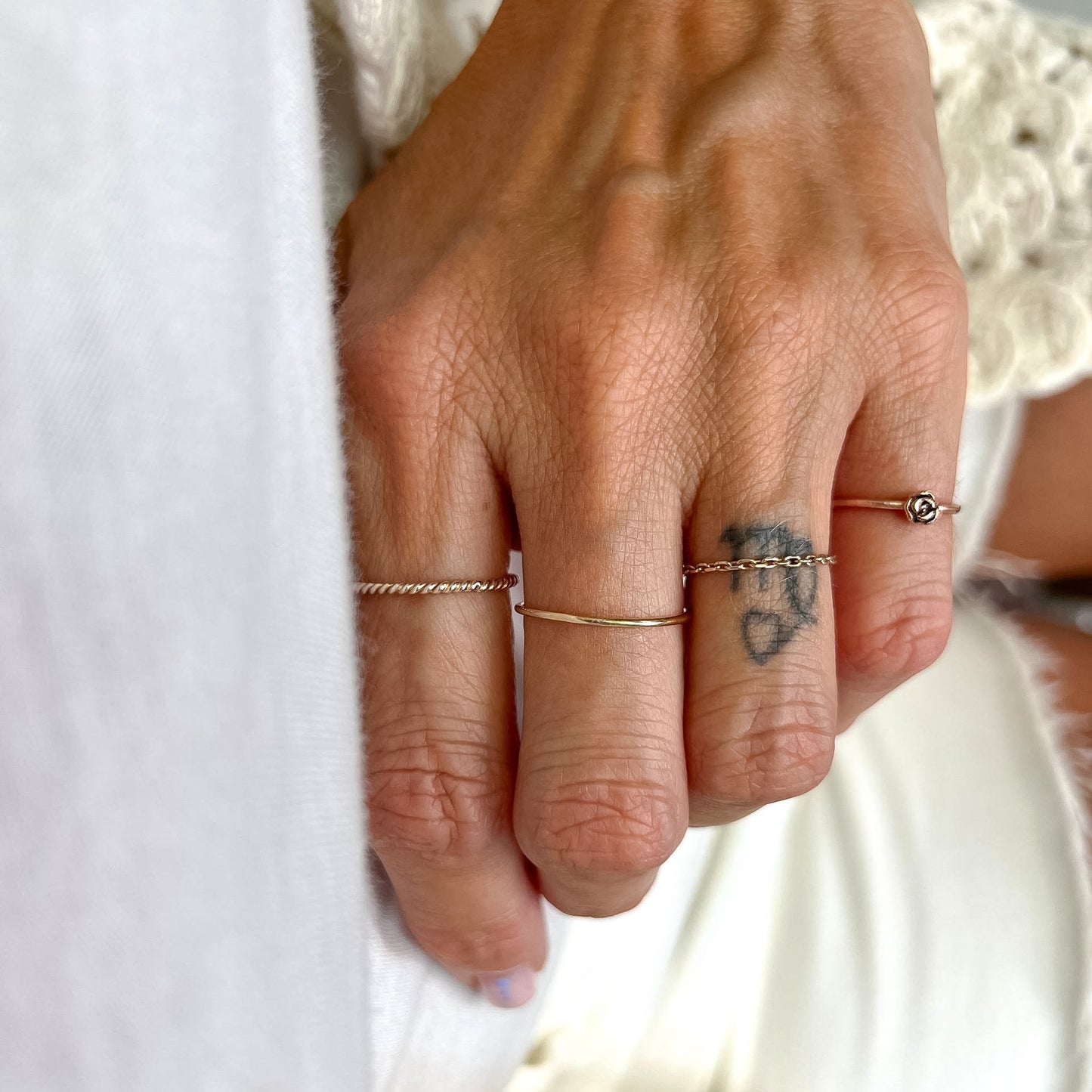 Anello mignolo regolabile Rosellina Anticato