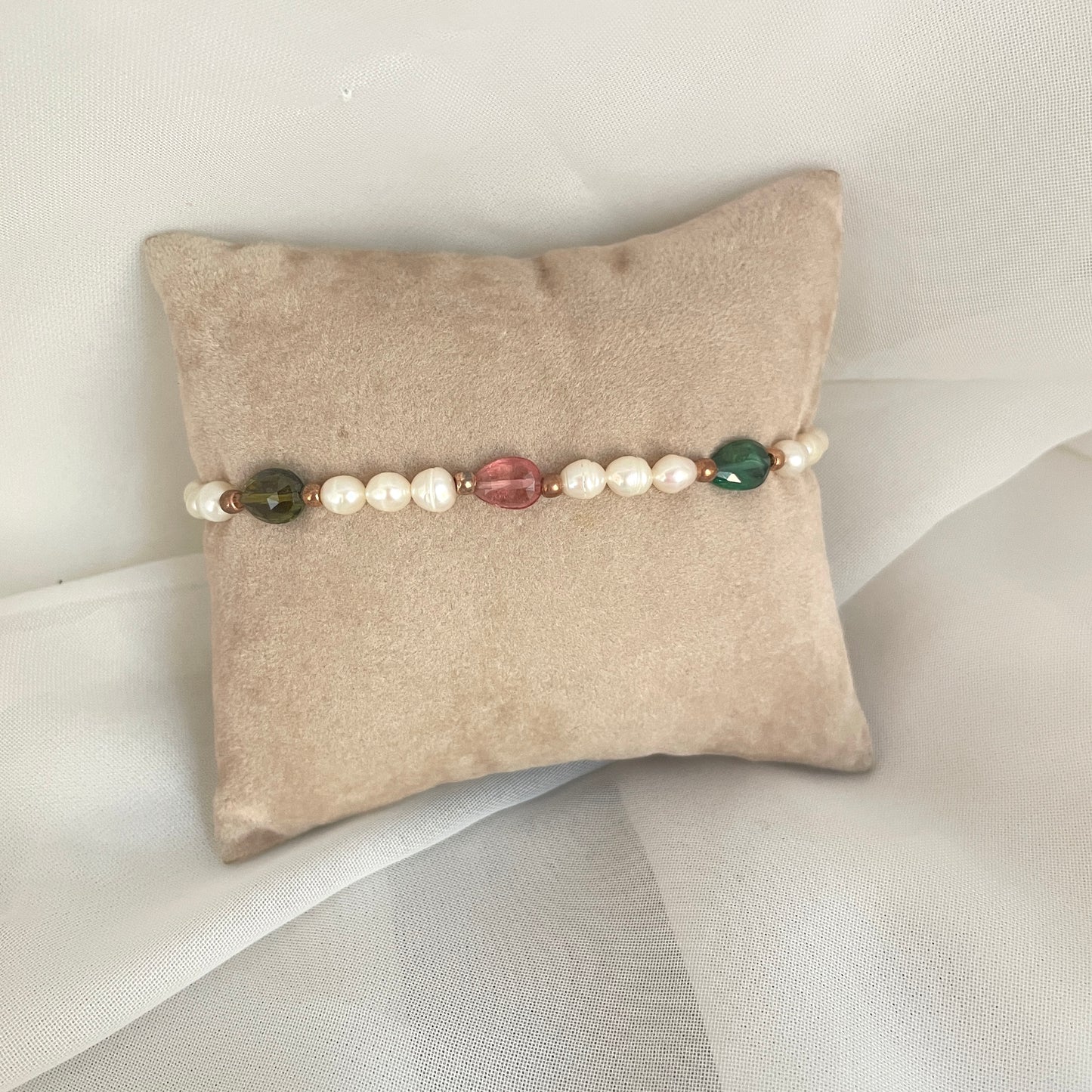 Bracciale perle risino alternate da pietre tormalina - Lumiere Bijoux