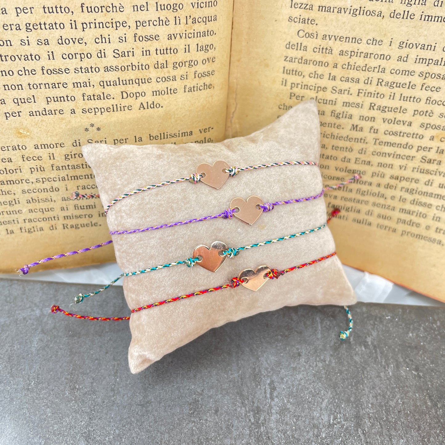 Bracciale cordino colorato regolabile cuore in linea da 1 cm - Lumiere Bijoux