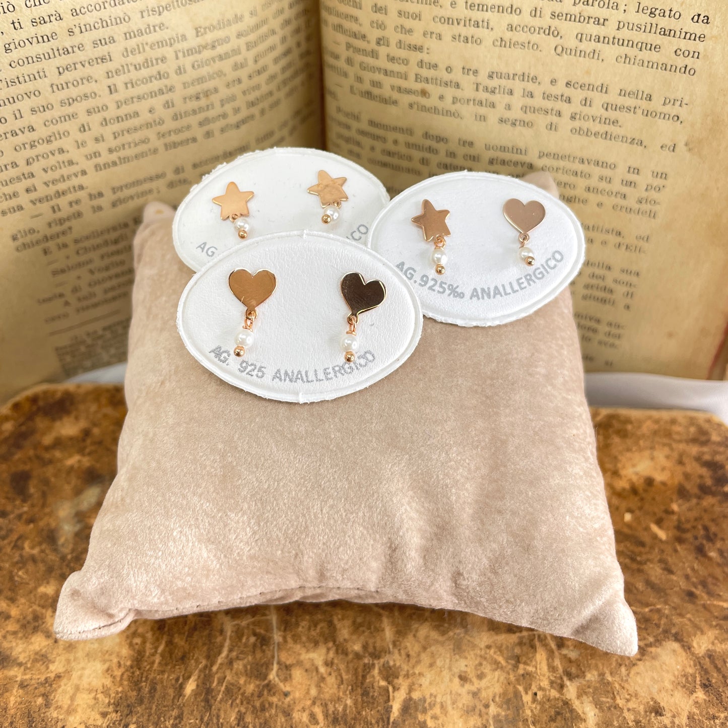 Coppia orecchini a lobo cuore o stella con perla da 0,3 mm pendente - Lumiere Bijoux