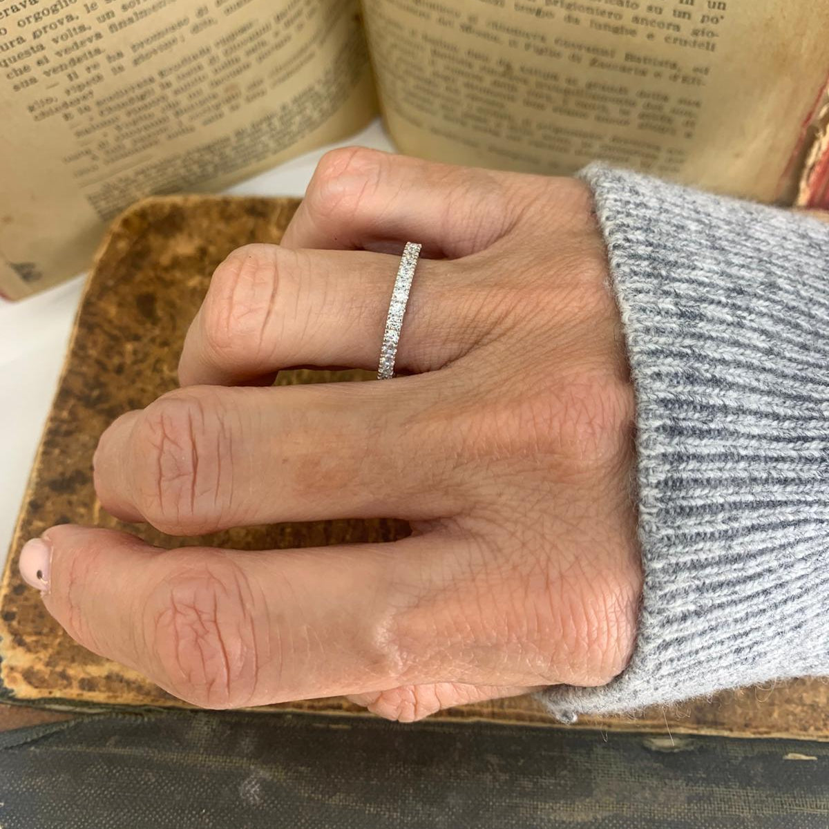 Anello fedina eternity argento bianco con zirconi bianchi su misura - Lumiere Bijoux
