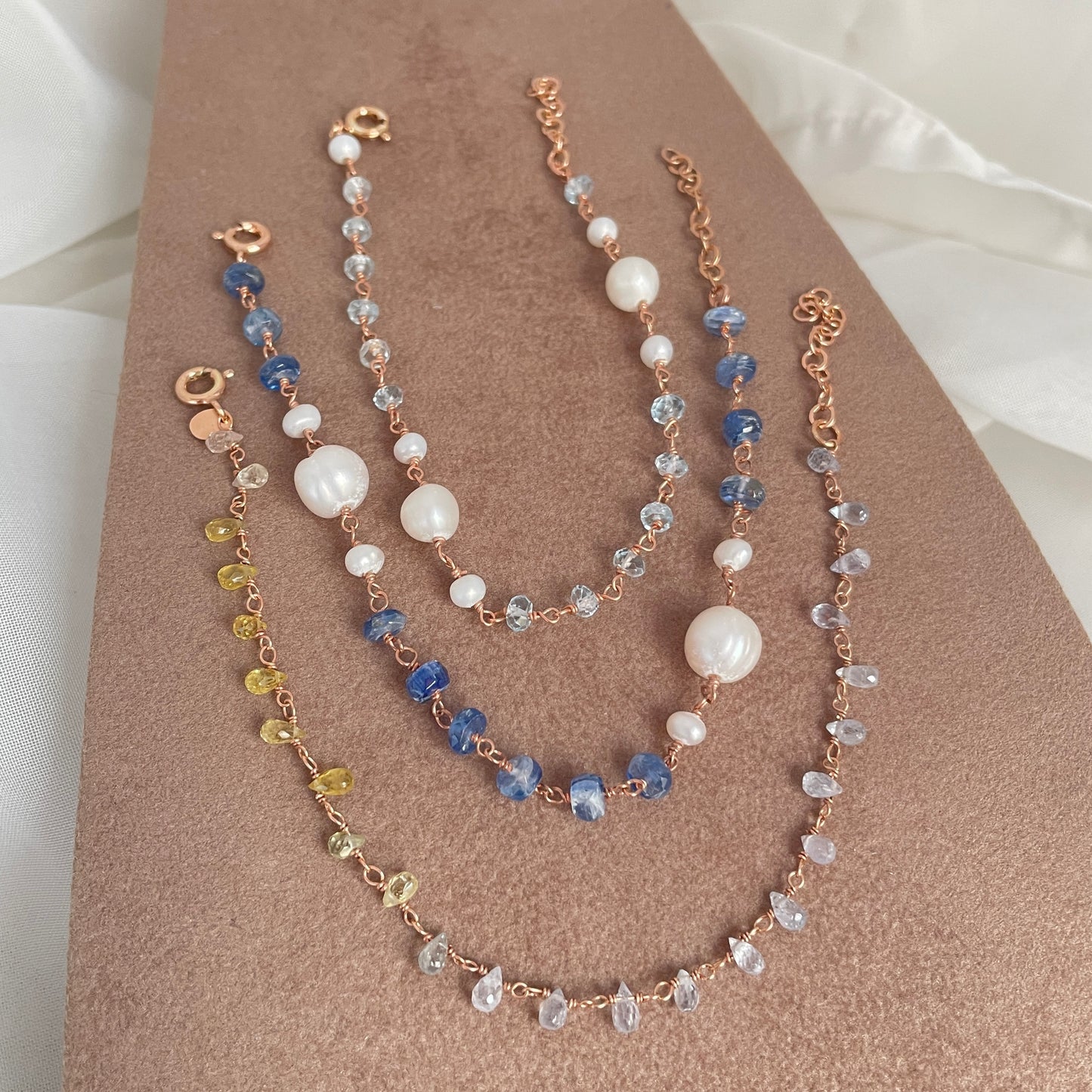 Bracciale pietre a goccia o pietre a rondelle alternate a perle cm 17 - pezzi unici - Lumiere Bijoux