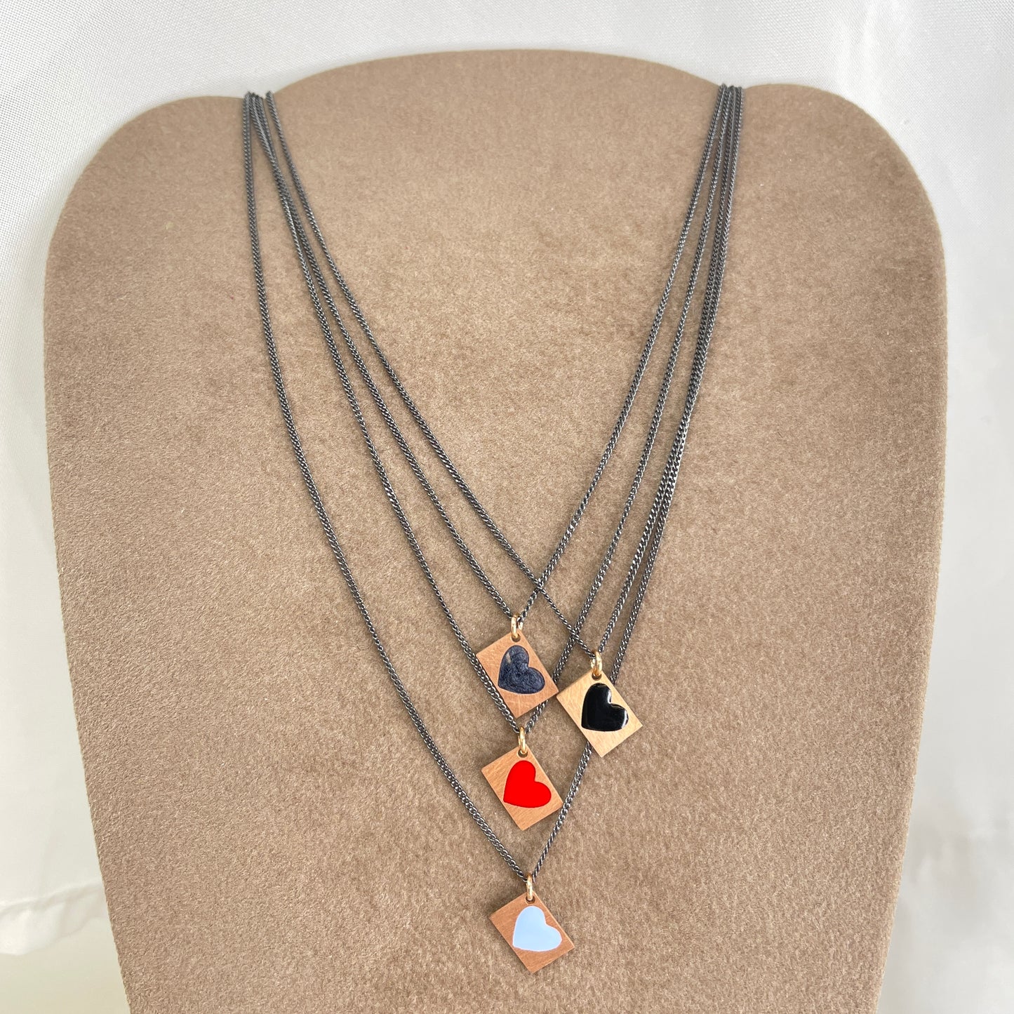 Collana choker grumette rutenio con busta dell’amore da 0,8 mm cuoricino smaltato cm 35 - Lumiere Bijoux