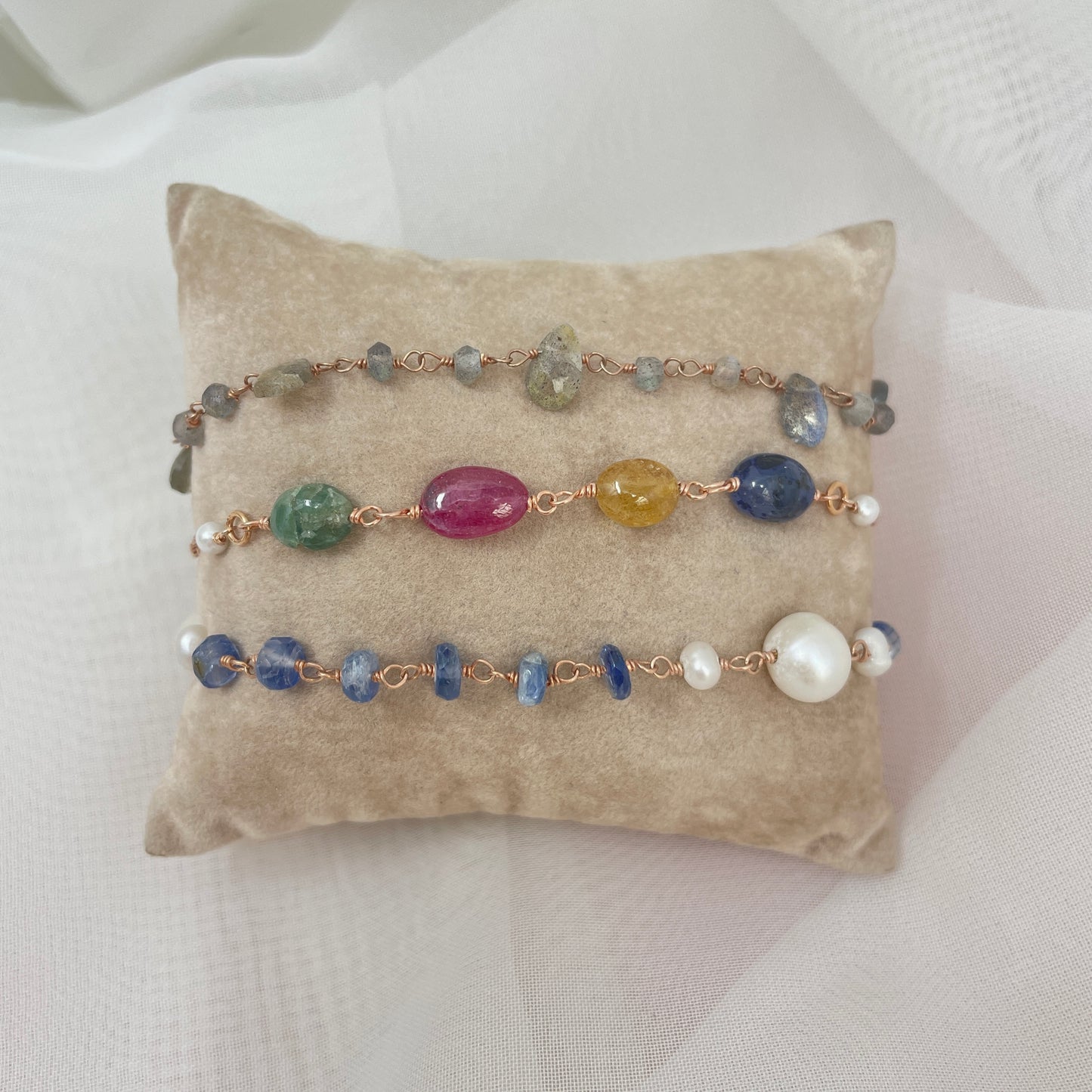 Bracciale pietre alternate a perle, zaffiri o gocce labradorite cm 17 - pezzi unici