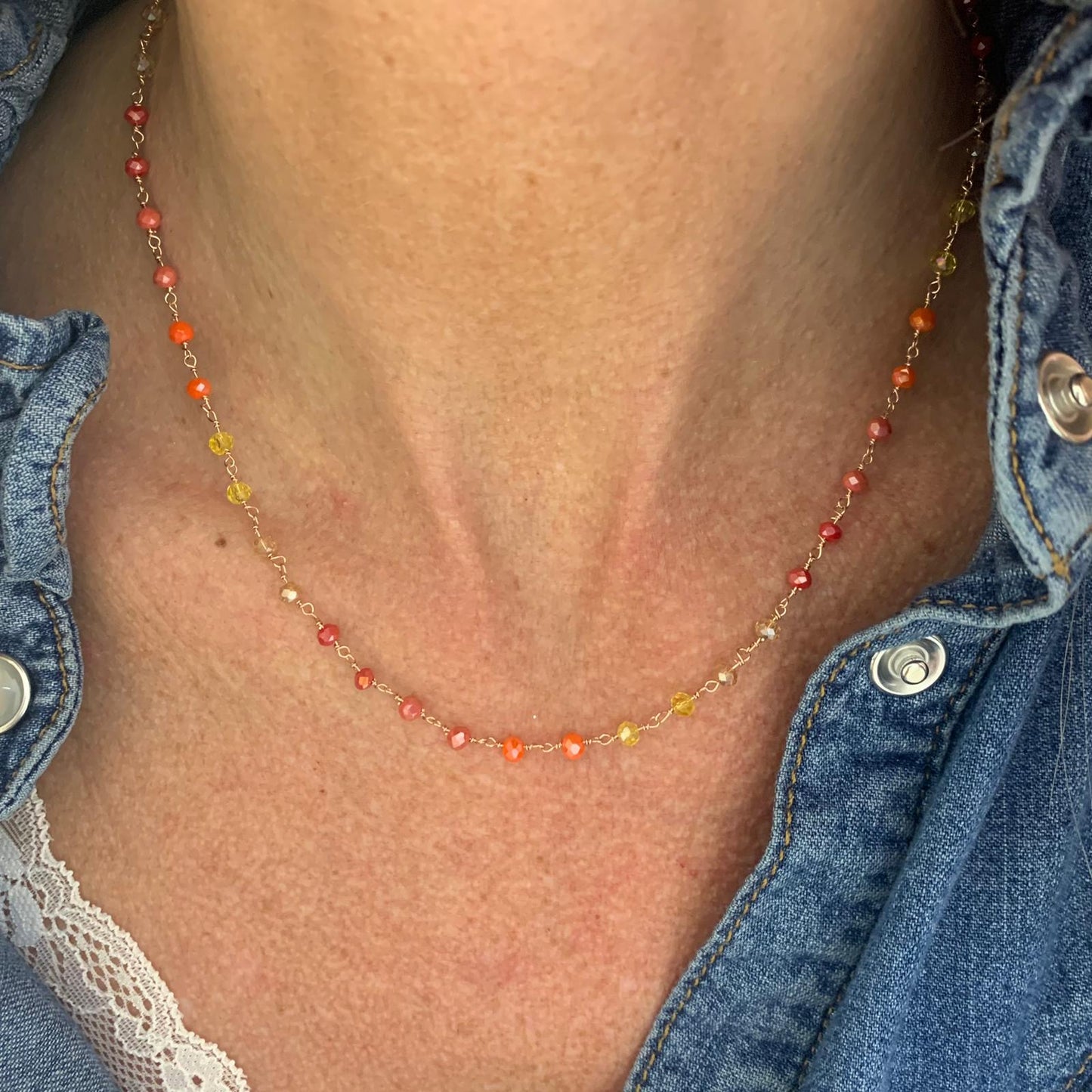 Collana cristalli Rossi, arancioni e gialli cm 40 più 2 di allungamento rosè - Lumiere Bijoux