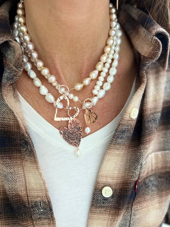 Collana di perle champagne goccia con cuore Corazon in argento rosé- pezzi limitati - Lumiere Bijoux