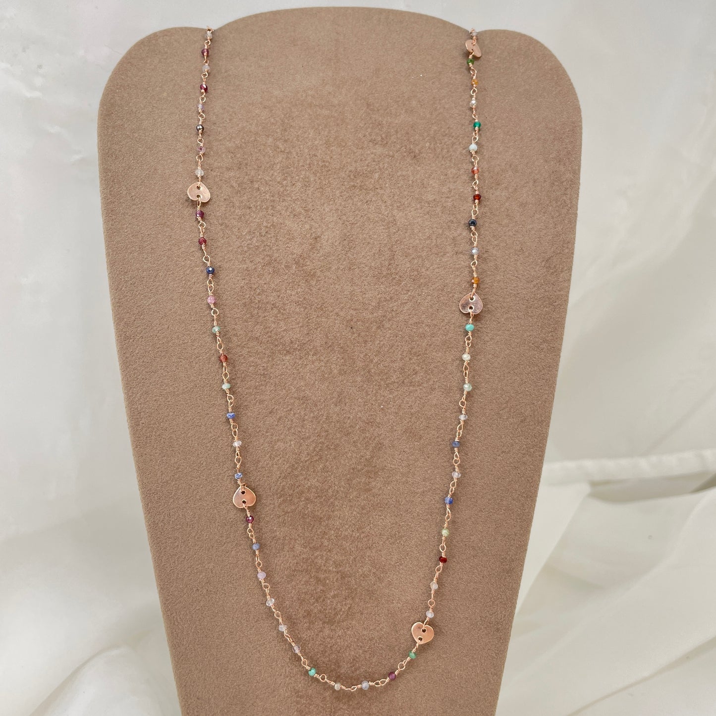 Collana micro cristalli multicolore cm 50 con cuori in linea da 0,6 mm - Lumiere Bijoux