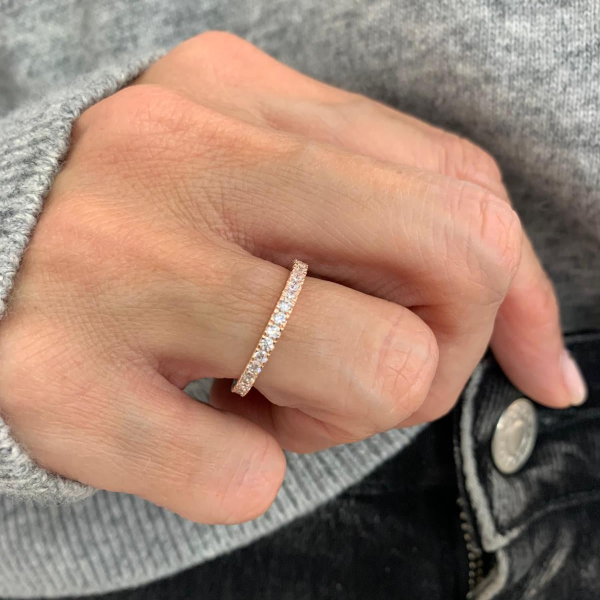 Anello Fedina eternity zirconi bianchi base rosé su misura - Lumiere Bijoux