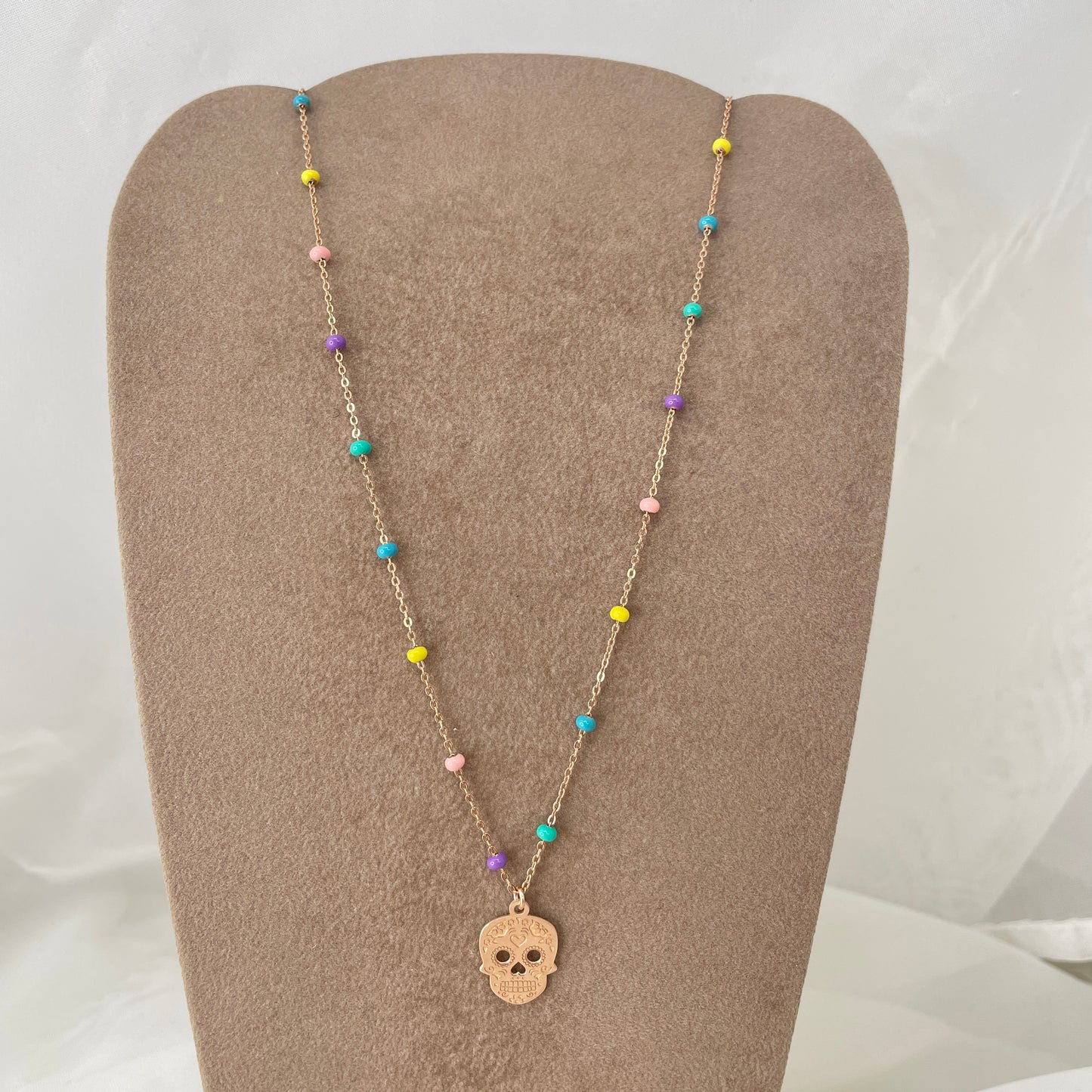 Collana sfere colorate cm 40 con teschio messicano da 1,5 cm - pezzo unico - Lumiere Bijoux
