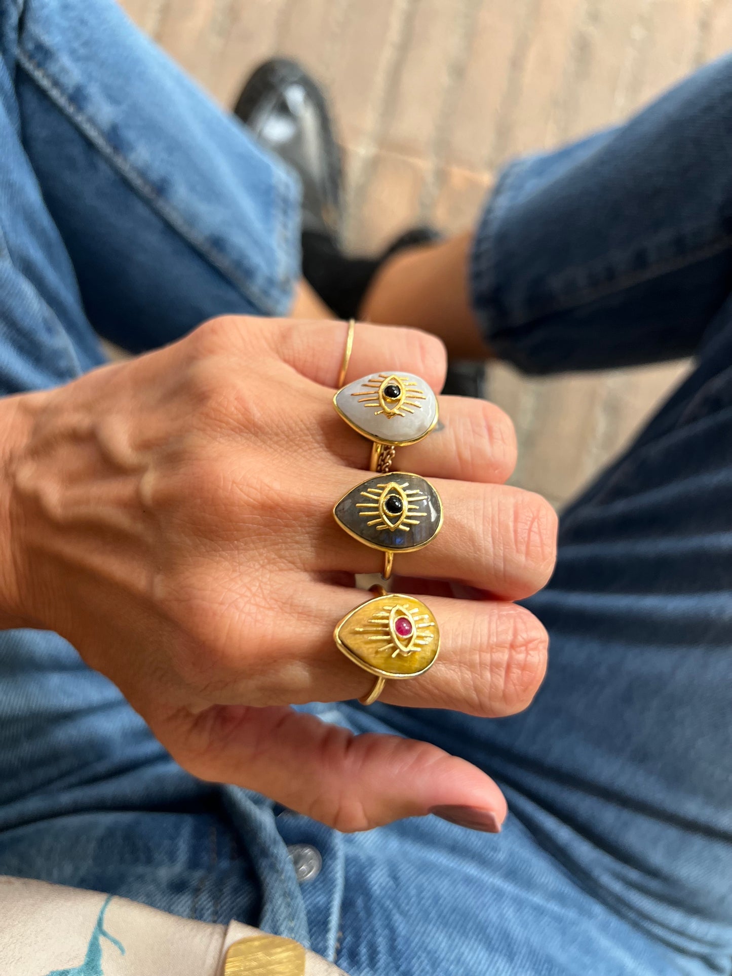 Anello regolabile goccia con occhio dorato - Lumiere Bijoux