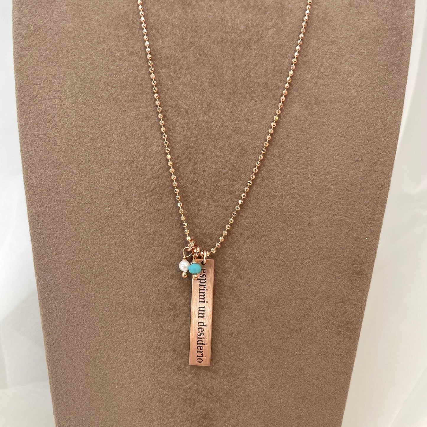 Collana militare con targhetta rettangolare Esprimi un desiderio perlina e cristallo turchese cm 50 - Lumiere Bijoux