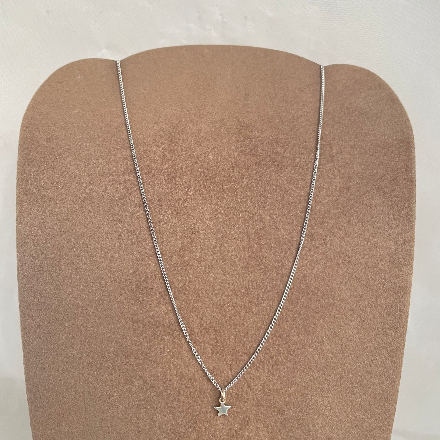 Collana catena grumette cm 35 con micro stella da 0,5 mm in argento bianco