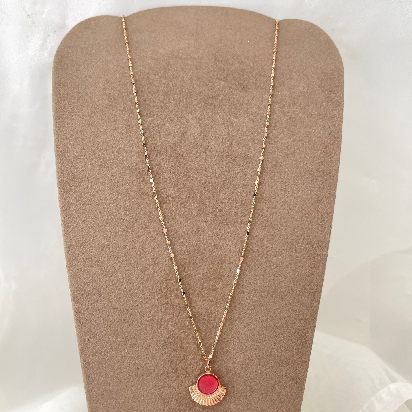 Collana catena cm 50 con ventaglio piccolo smalto cioccolato o rosa - Lumiere Bijoux