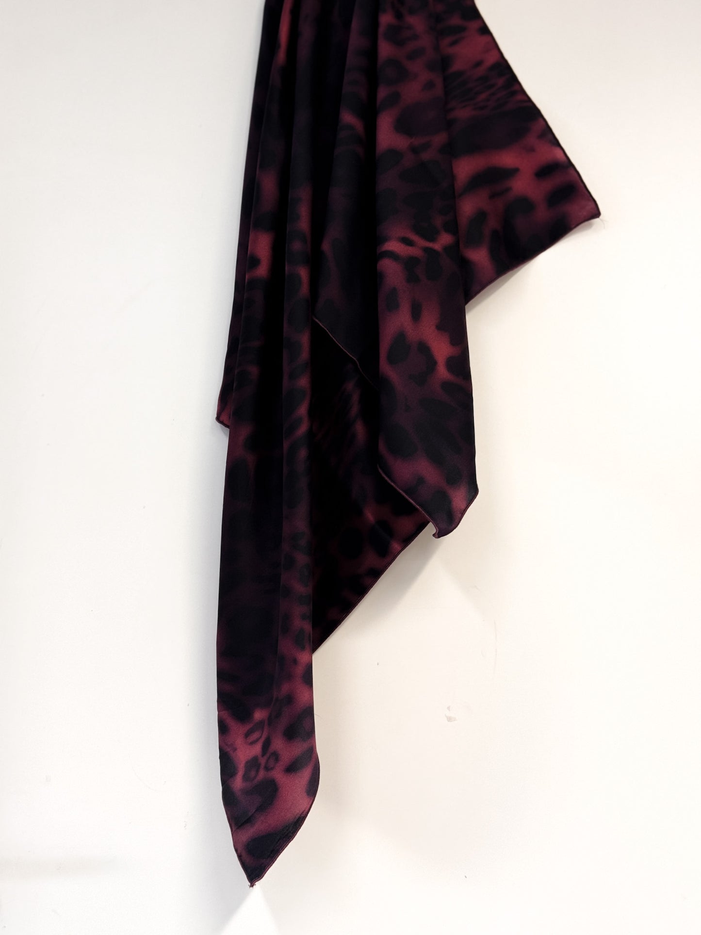 Foulard 100% seta - Leopard bordeaux - Lumiere Bijoux