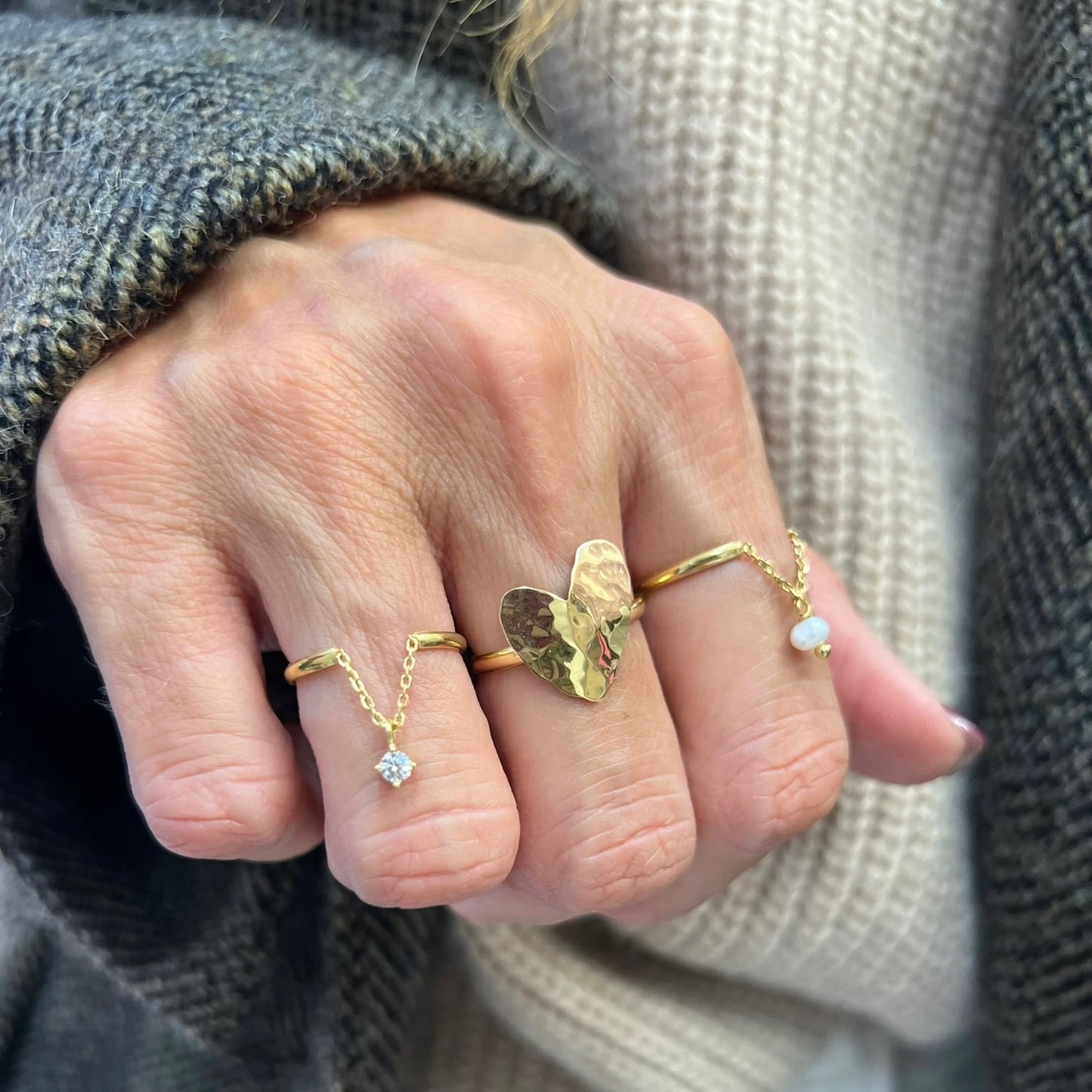 Anello fedina regolabile con catenella e punto luce pendente - Lumiere Bijoux