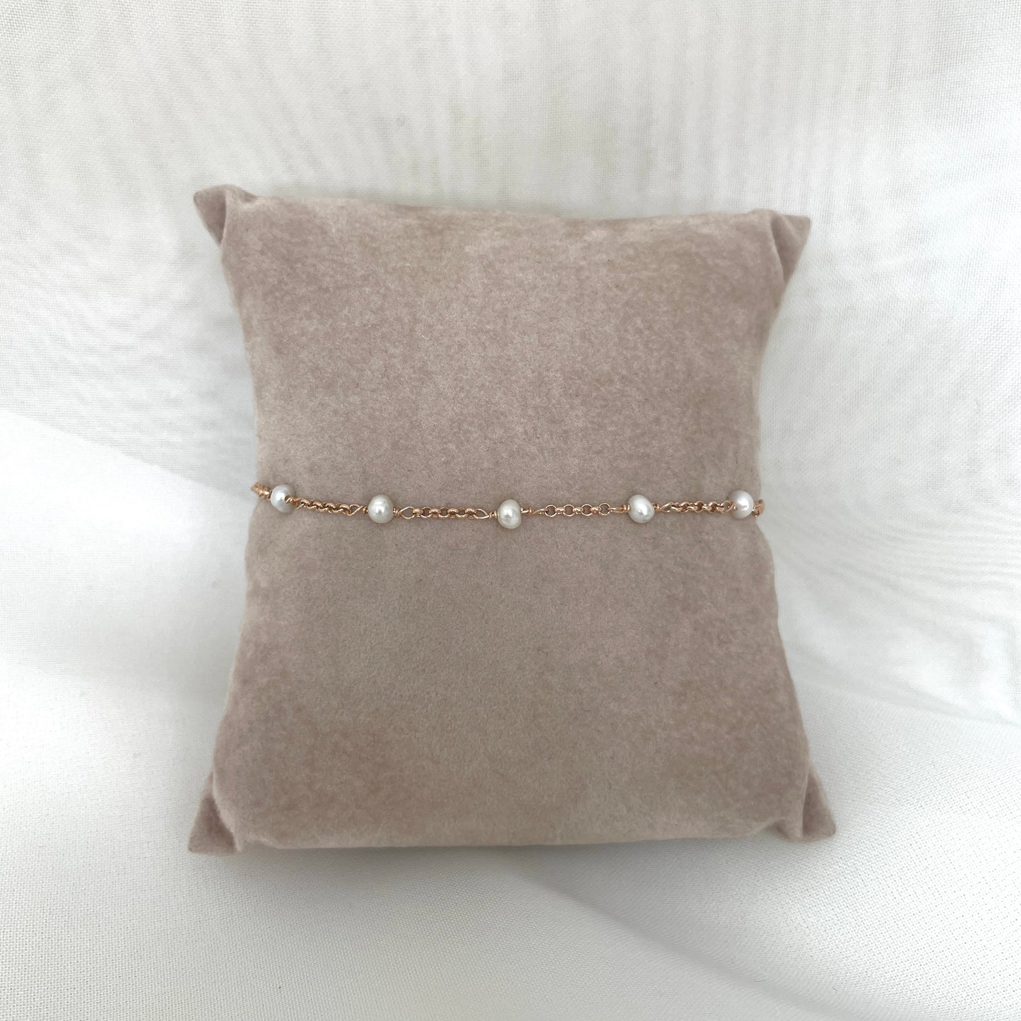 Bracciale rado perle bianche o rado perle bianche e rosa cm 17 - Lumiere Bijoux