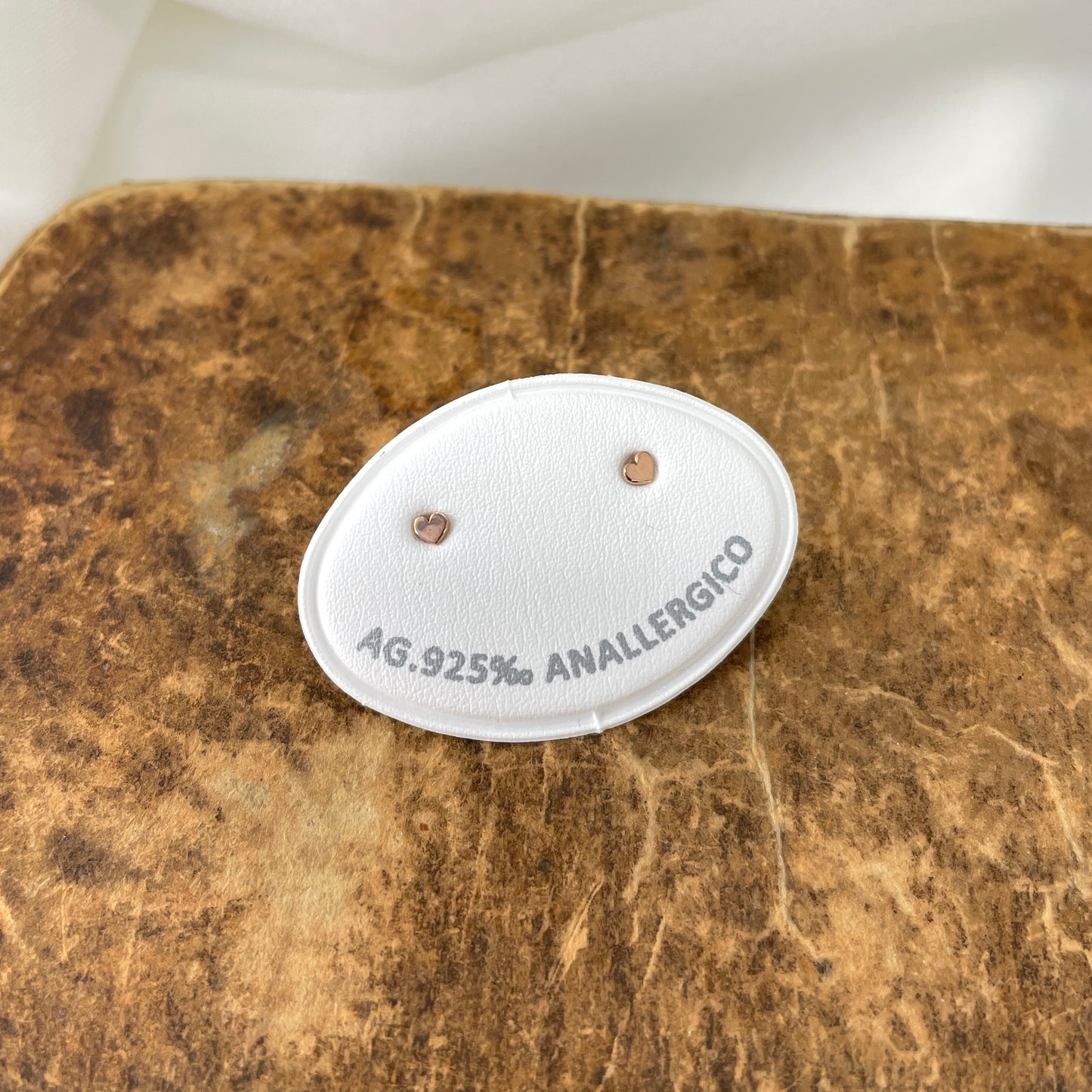 Coppia orecchini a lobo micro micro cuori rosè da 2 mm - chiusura a farfallina - Lumiere Bijoux