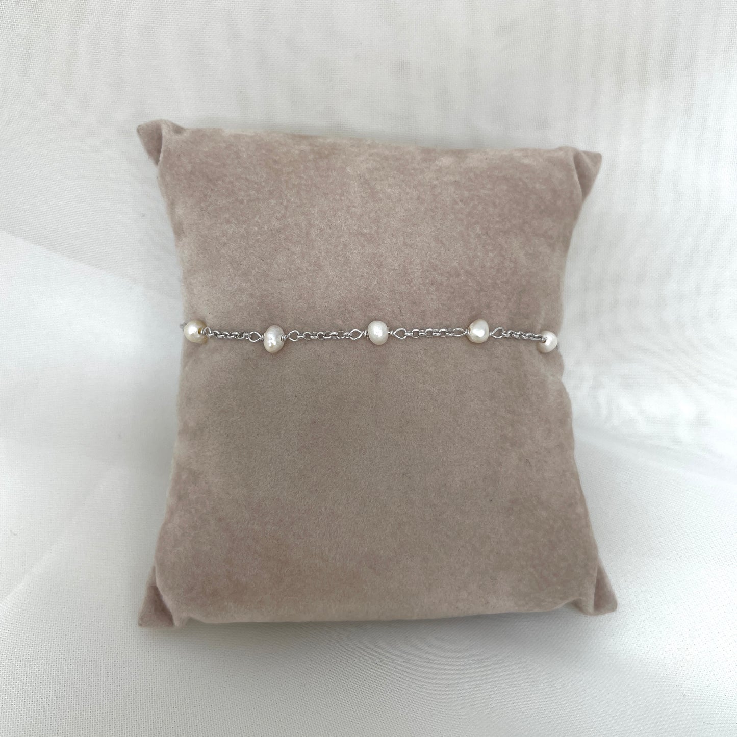 Bracciale rado perle bianche o rado perle bianche e rosa cm 17 - Lumiere Bijoux