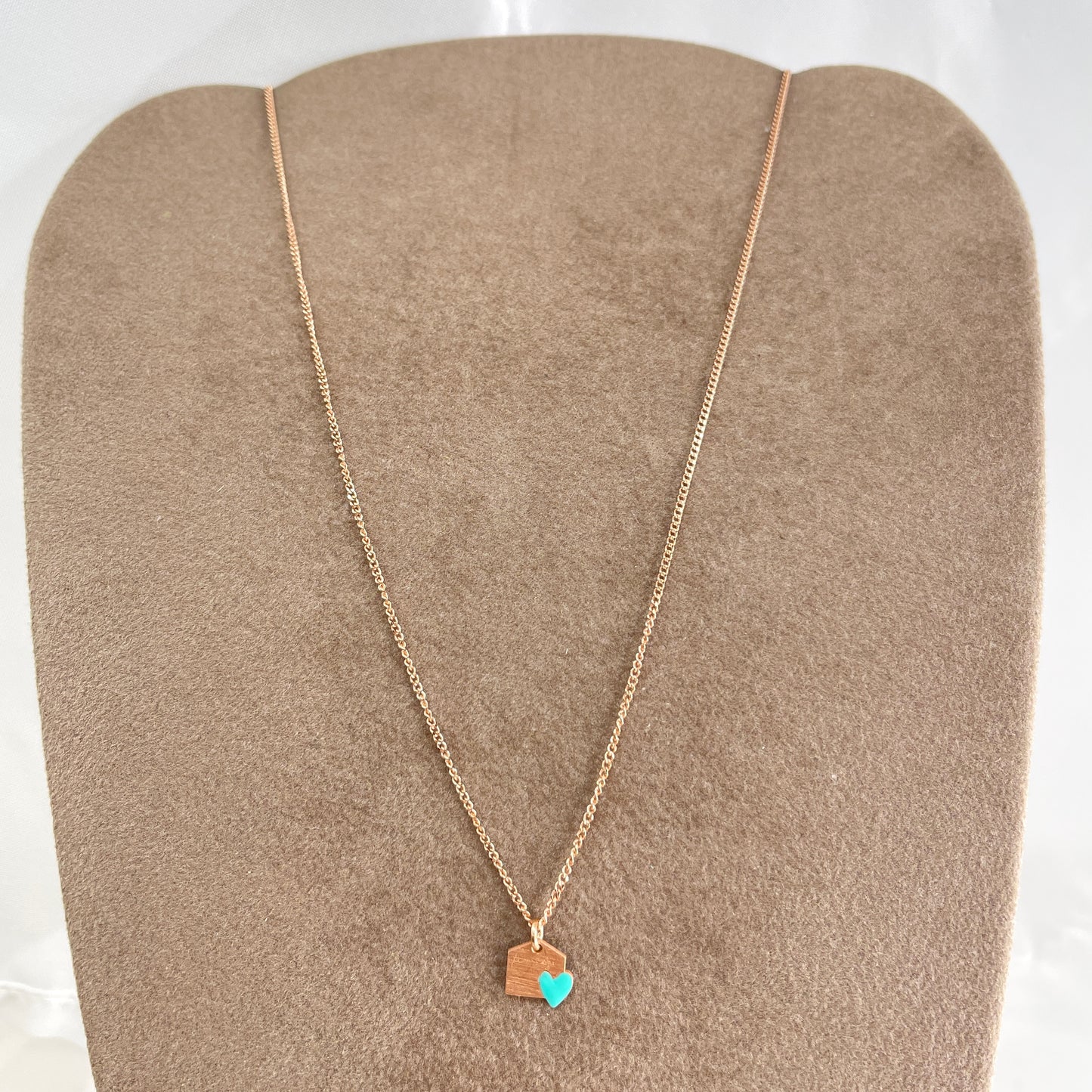 Collana choker grumette casetta family da 0,8 mm cuore smaltato cm 35 - Lumiere Bijoux