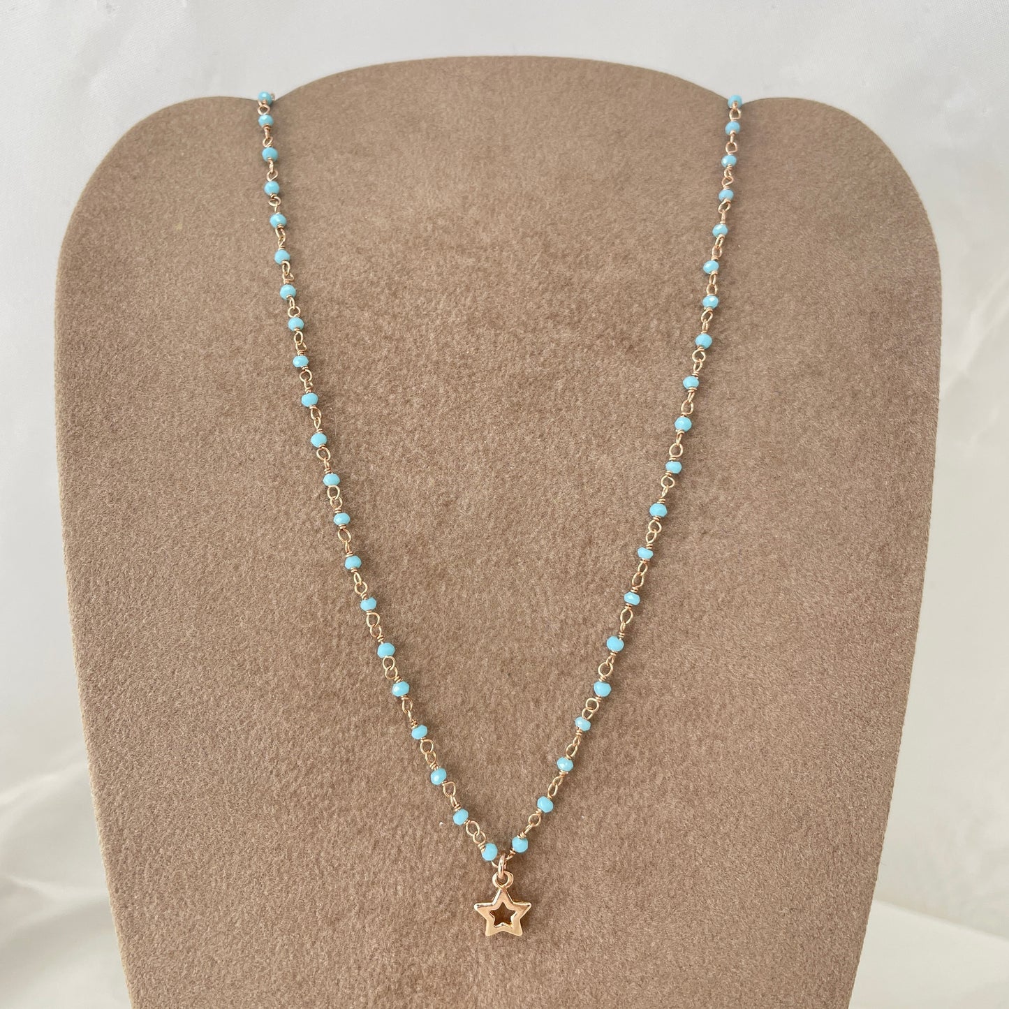 Collana micro cristalli azzurro cielo cm 35 con stella vuota da 0,8 mm - pezzo unico - Lumiere Bijoux
