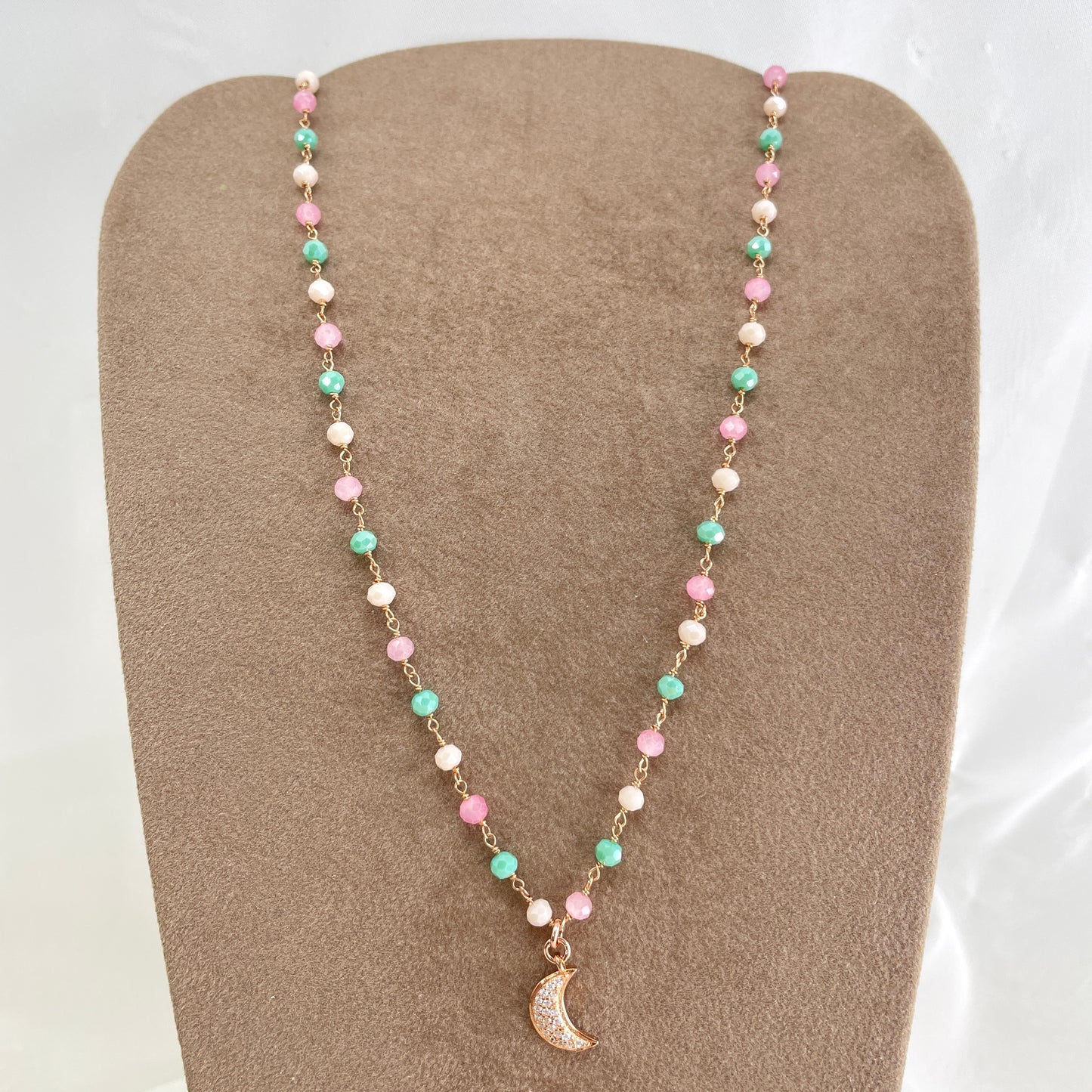 Collana cristalli multicolore con soggetto di zirconi bianchi luna o quadrifoglio o cialdina con quadrifoglio cm 40 - pezzi unici - Lumiere Bijoux