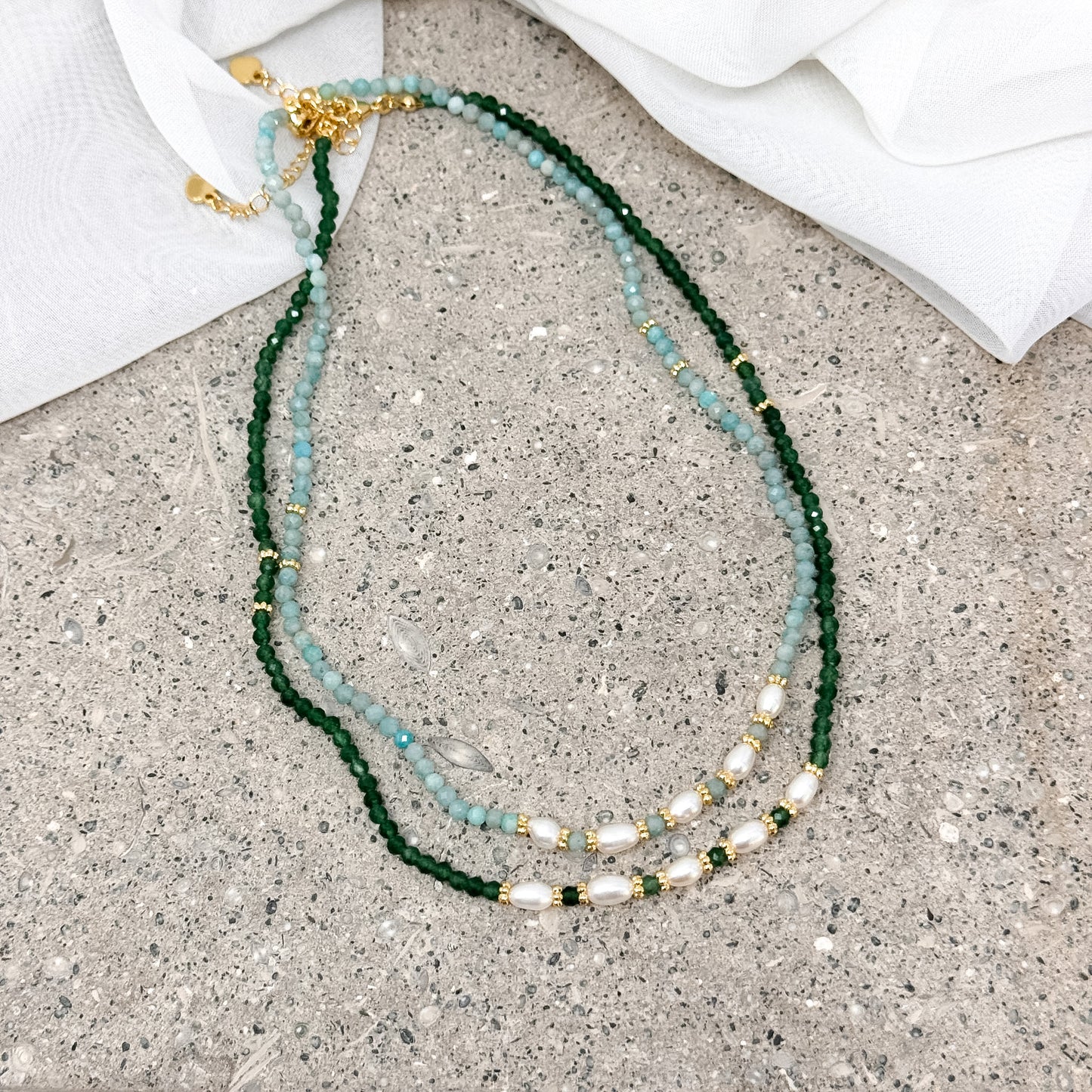 Collana cristalli e perle risino naturali bianche cm 38 base ottone - Lumiere Bijoux
