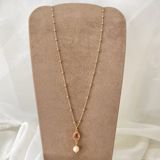 Collana catena rosario cm 50 con pietra fumè ovale da 1 cm con perla rosa irregolare pendente - Lumiere Bijoux