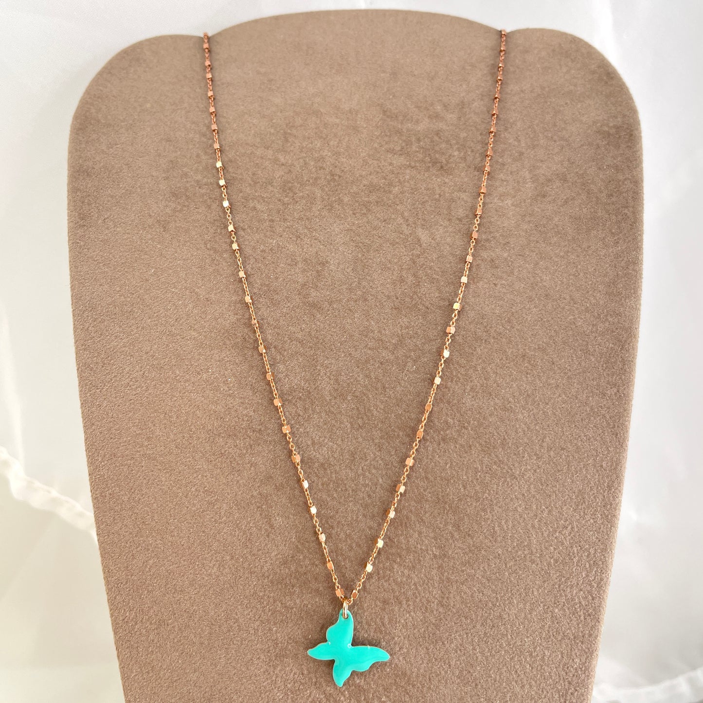 Collana catena dadini con farfalla da 1,5 mm smaltata cm 45 - Lumiere Bijoux