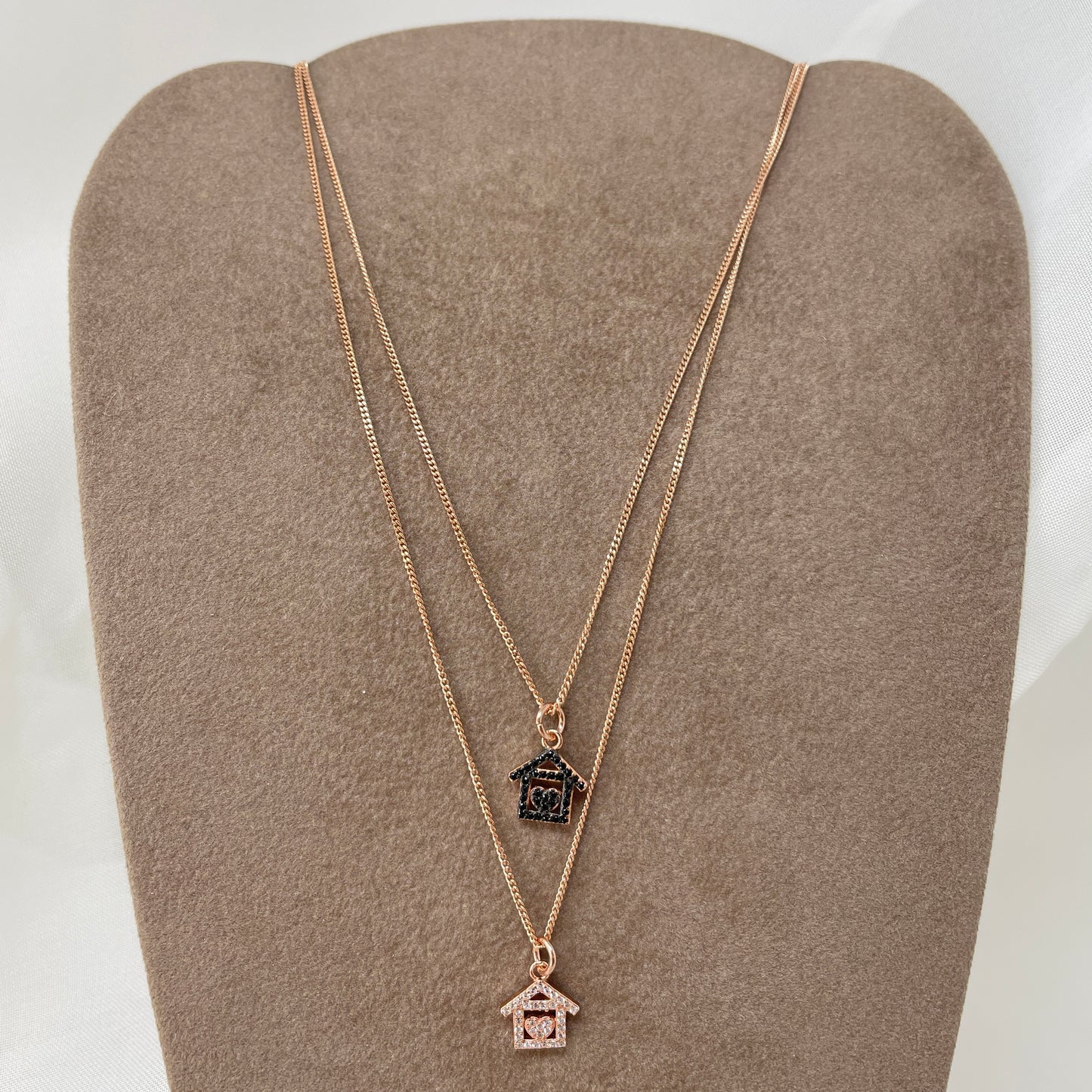 Collana catena grumette rosé cm35 con casetta con cuore di zirconi da 1 cm - Lumiere Bijoux