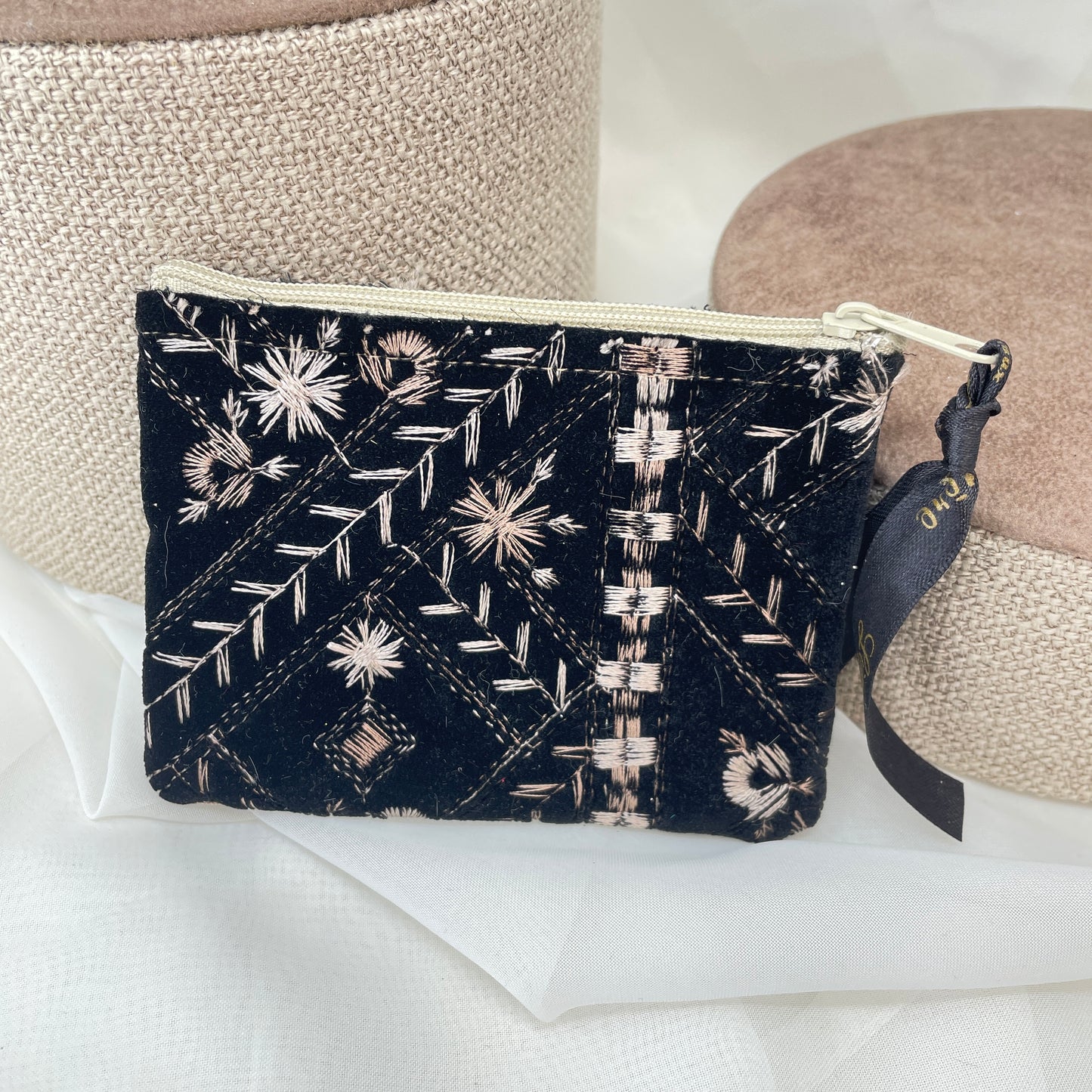 Pochette con zip Lumiere Bijoux in tessuto - pezzi unici - Lumiere Bijoux