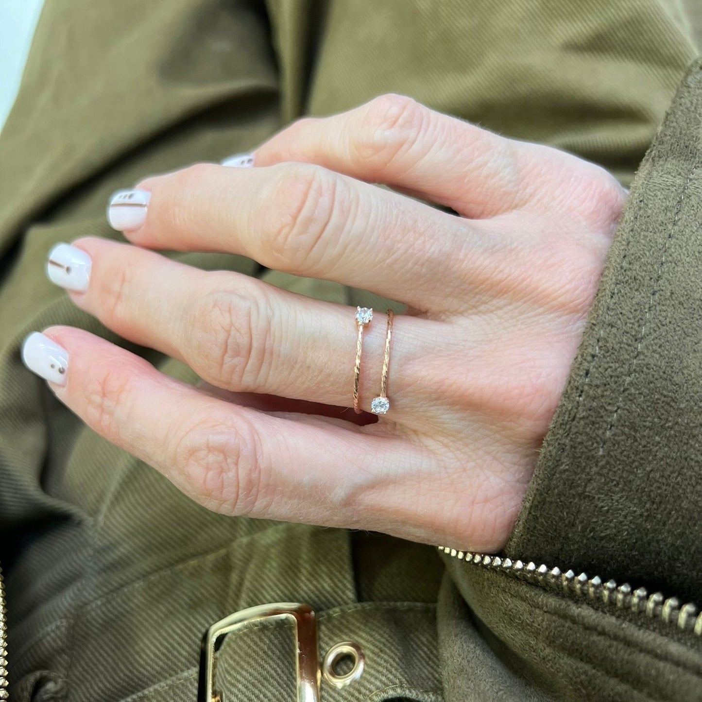 Anello regolabile effetto diamantato con due punti luce - Lumiere Bijoux