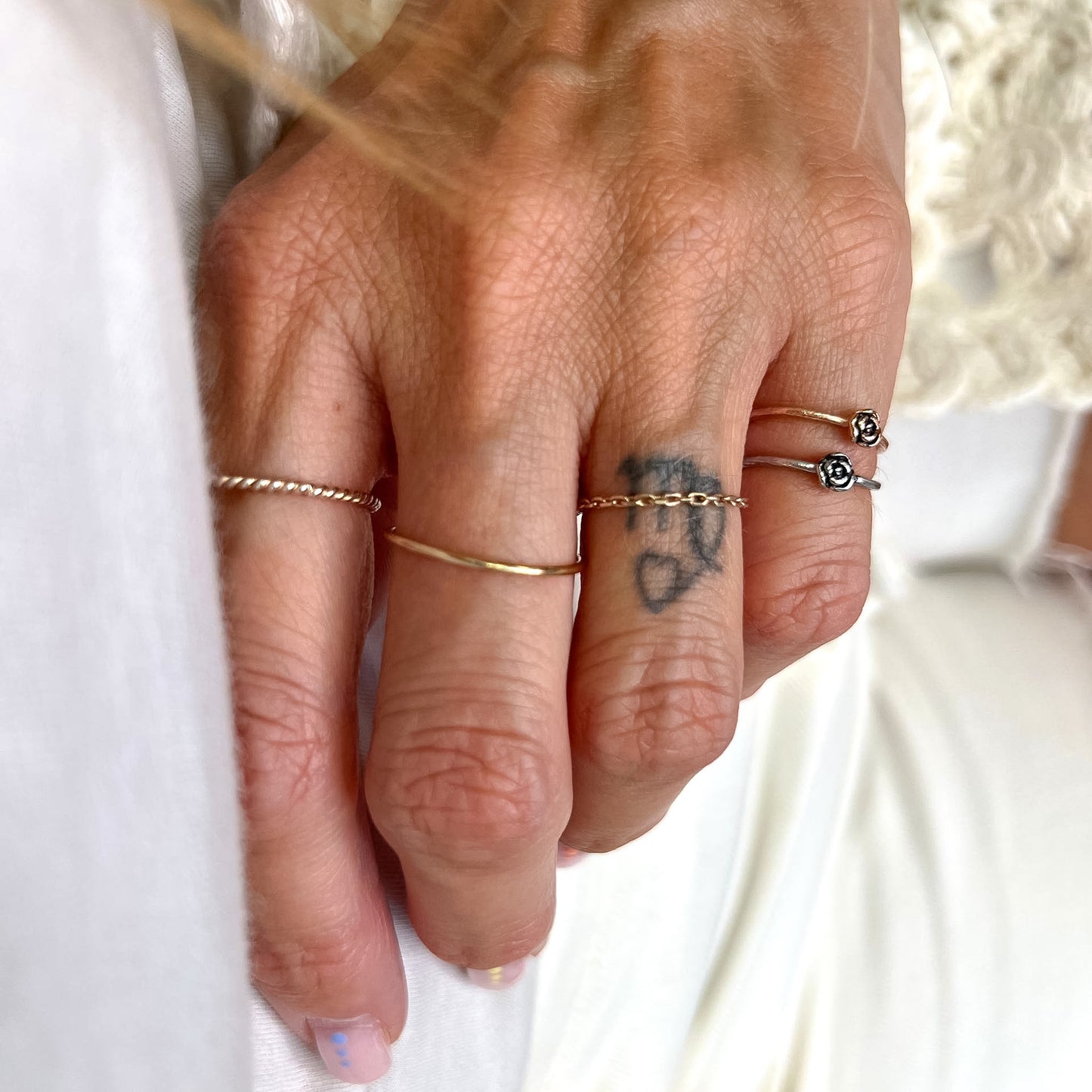 Anello mignolo regolabile Rosellina Anticato