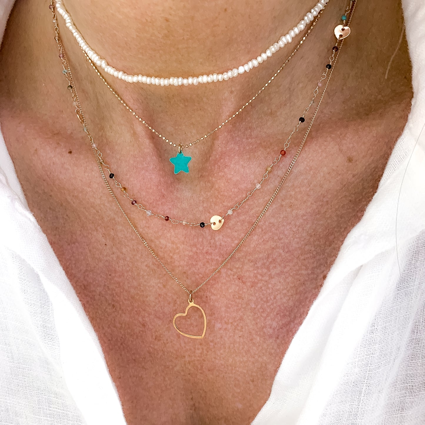 Collana 3 fili microcristalli colorati cuori in linea, ciondoli cuore vuoto, stella smaltata - Lumiere Bijoux