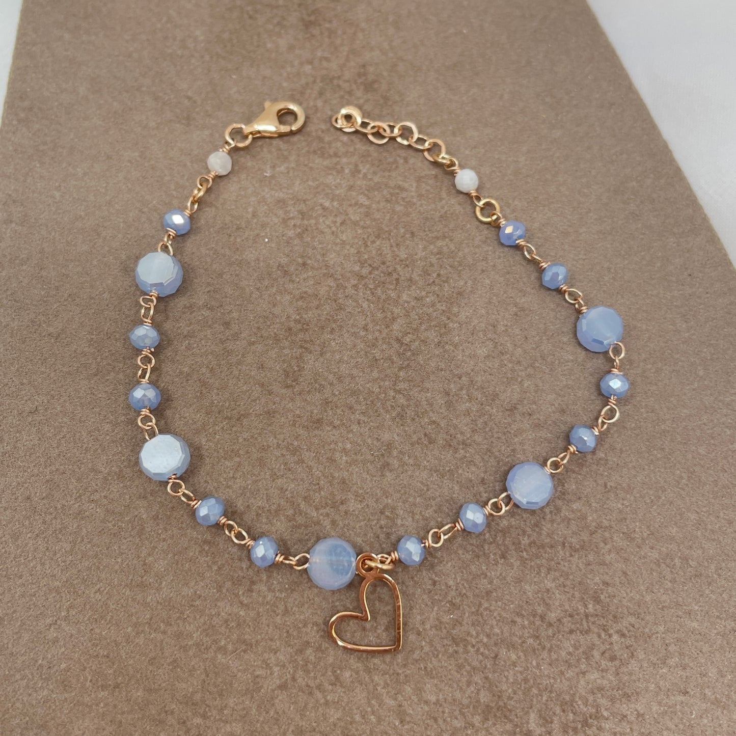 Bracciale cristalli multiforme e pietre con cuore vuoto pendente cm 17 - pezzi unici
