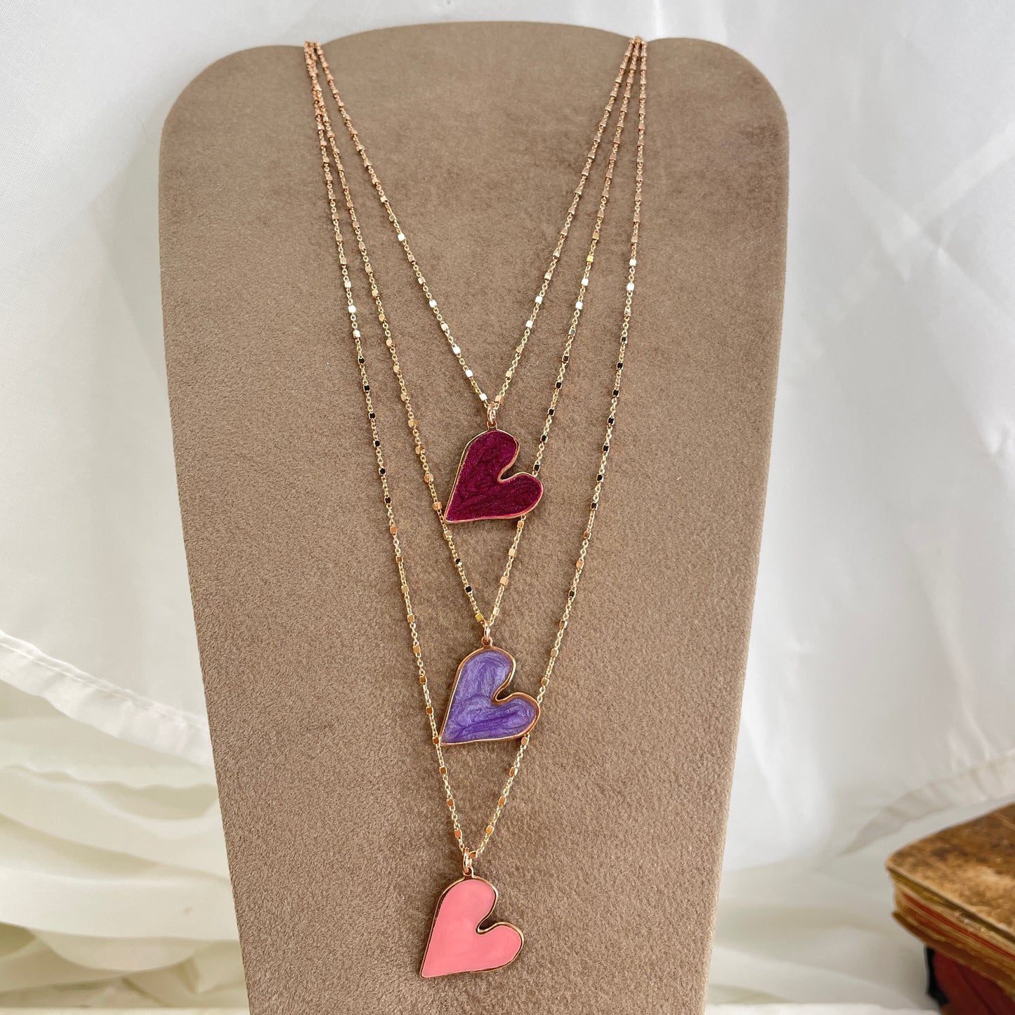 Collana catena dadini cm 50 con cuore PEGGHINO irregolare smaltato madreperla - Lumiere Bijoux