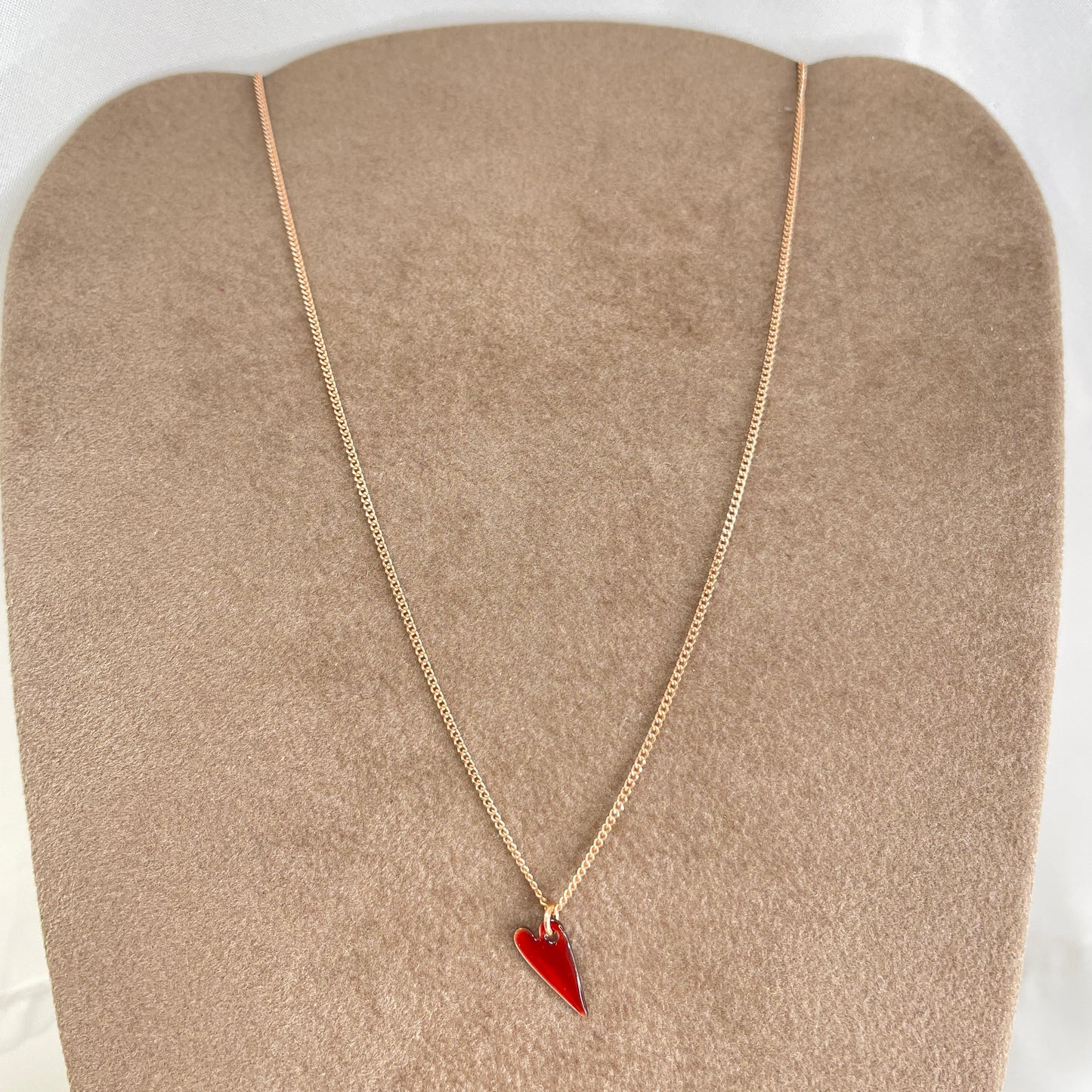 Collana choker grumette con cuore fino allungato da 0,5 mm smaltato cm 35 - Lumiere Bijoux