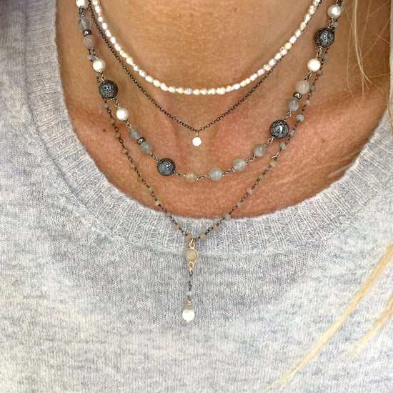 Collana cm 45 base rutenio con pietra di luna e perla pendente