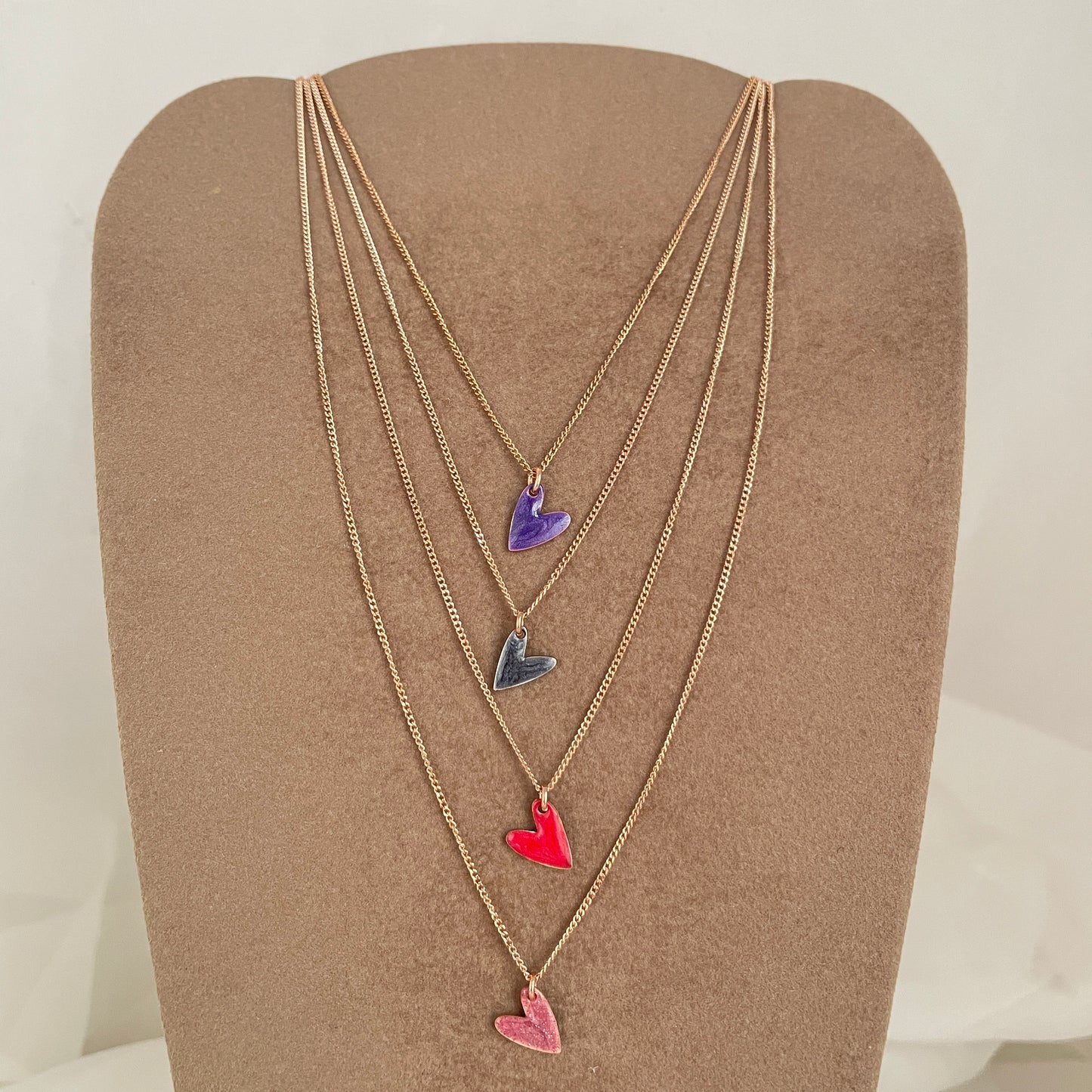 Collana choker grumette con cuore allungato da 0,8 mm smaltato cm 35 - Lumiere Bijoux