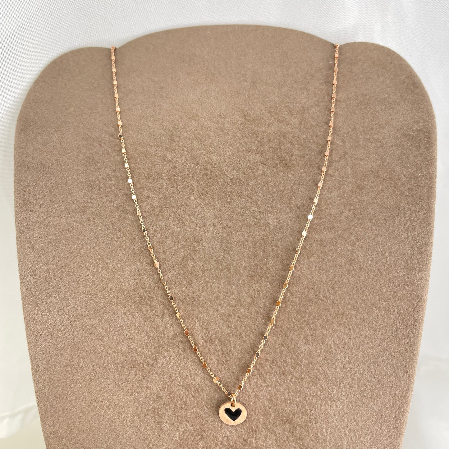 Collana choker dadini con cialdina con cuore smaltato o fiore cm 35 - pezzi unici - Lumiere Bijoux