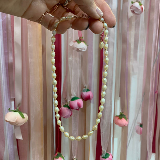 Collana perle risino rosa alternata a micro cristalli oro cm 36 - pezzo unico