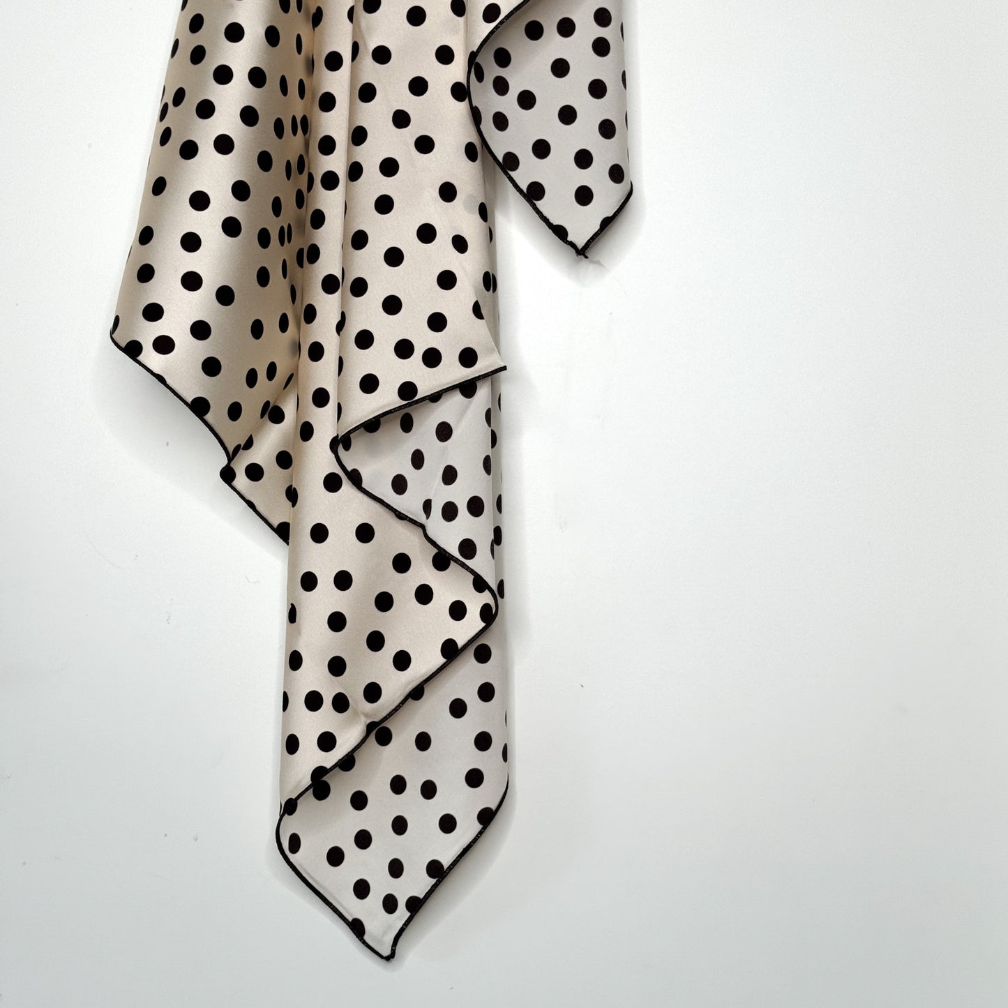 Foulard 100% seta - Pretty Woman Vaniglia - Lumiere Bijoux