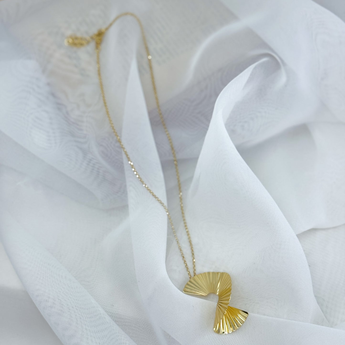 Collana cm 40 con elemento a ventaglio oro giallo - pezzo unico - Lumiere Bijoux