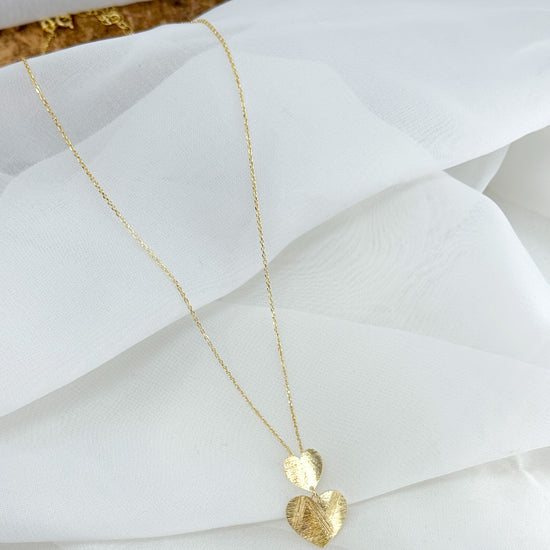 Collana cm 40 con doppio cuore satinato argento galvanica oro - Lumiere Bijoux