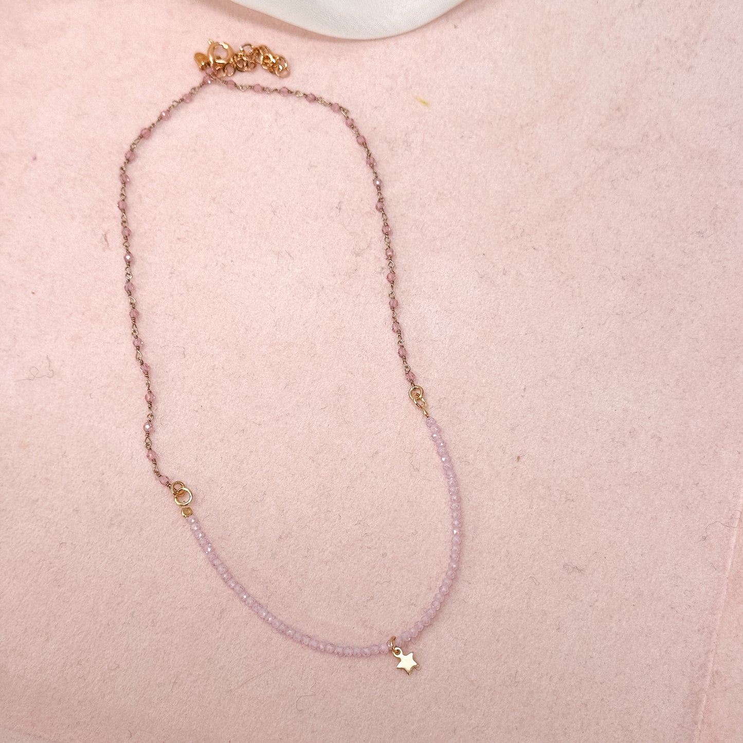 Collana cm 35 micro cristalli colorati con micro stella pendente - Lumiere Bijoux